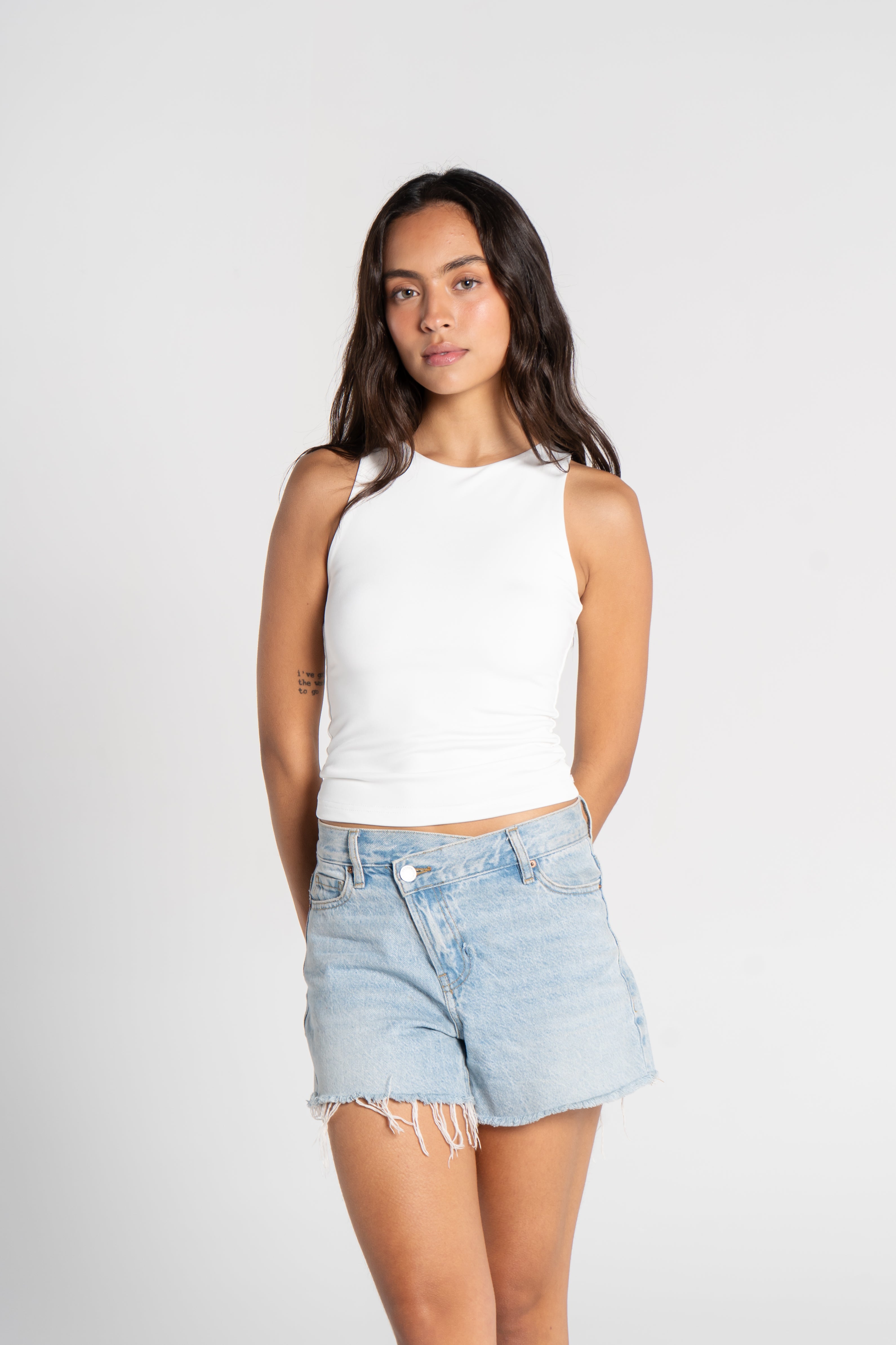 ROUND NECK TANK TOP
