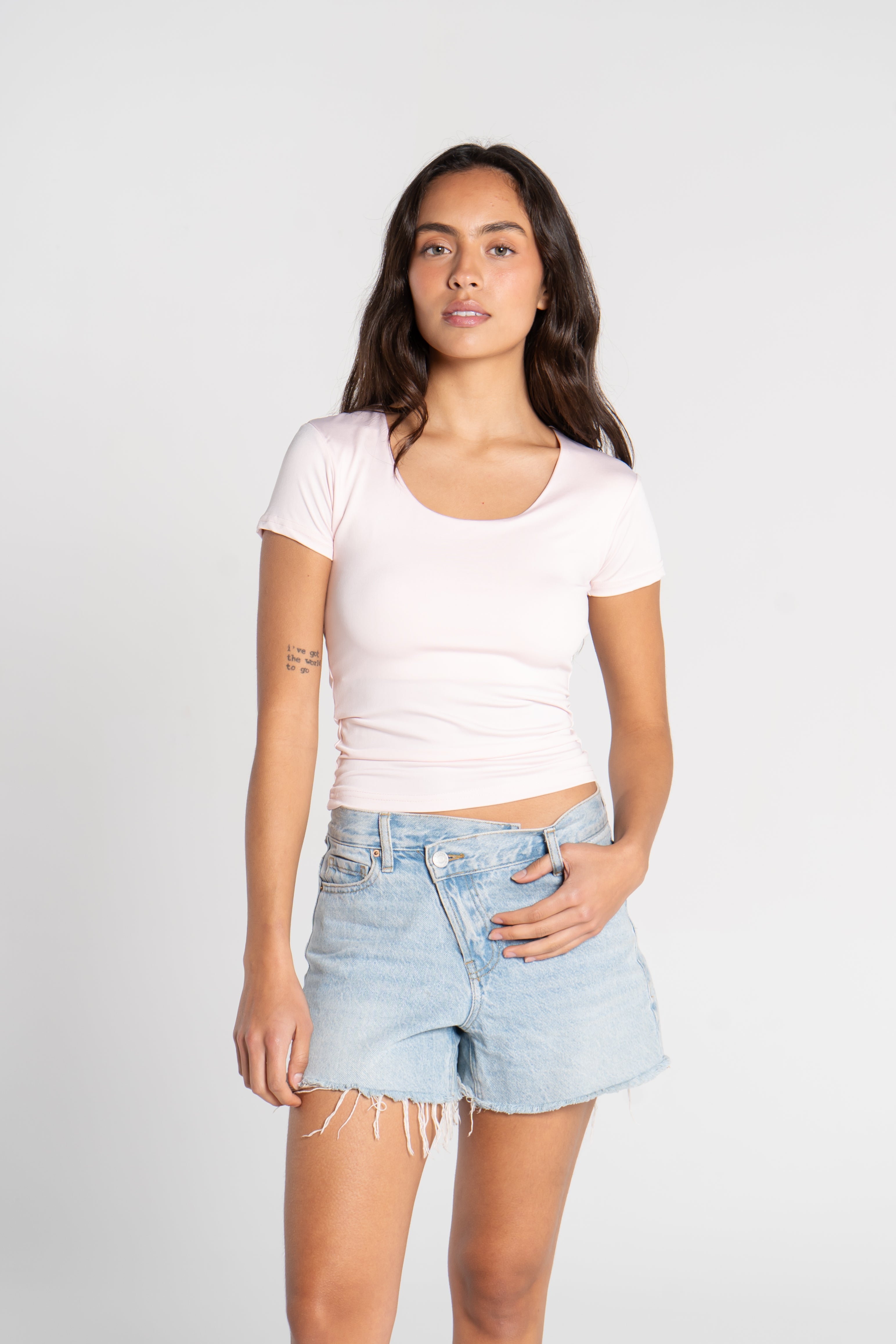 WIDE NECK SHORT SLEEVE            ( COLORS )