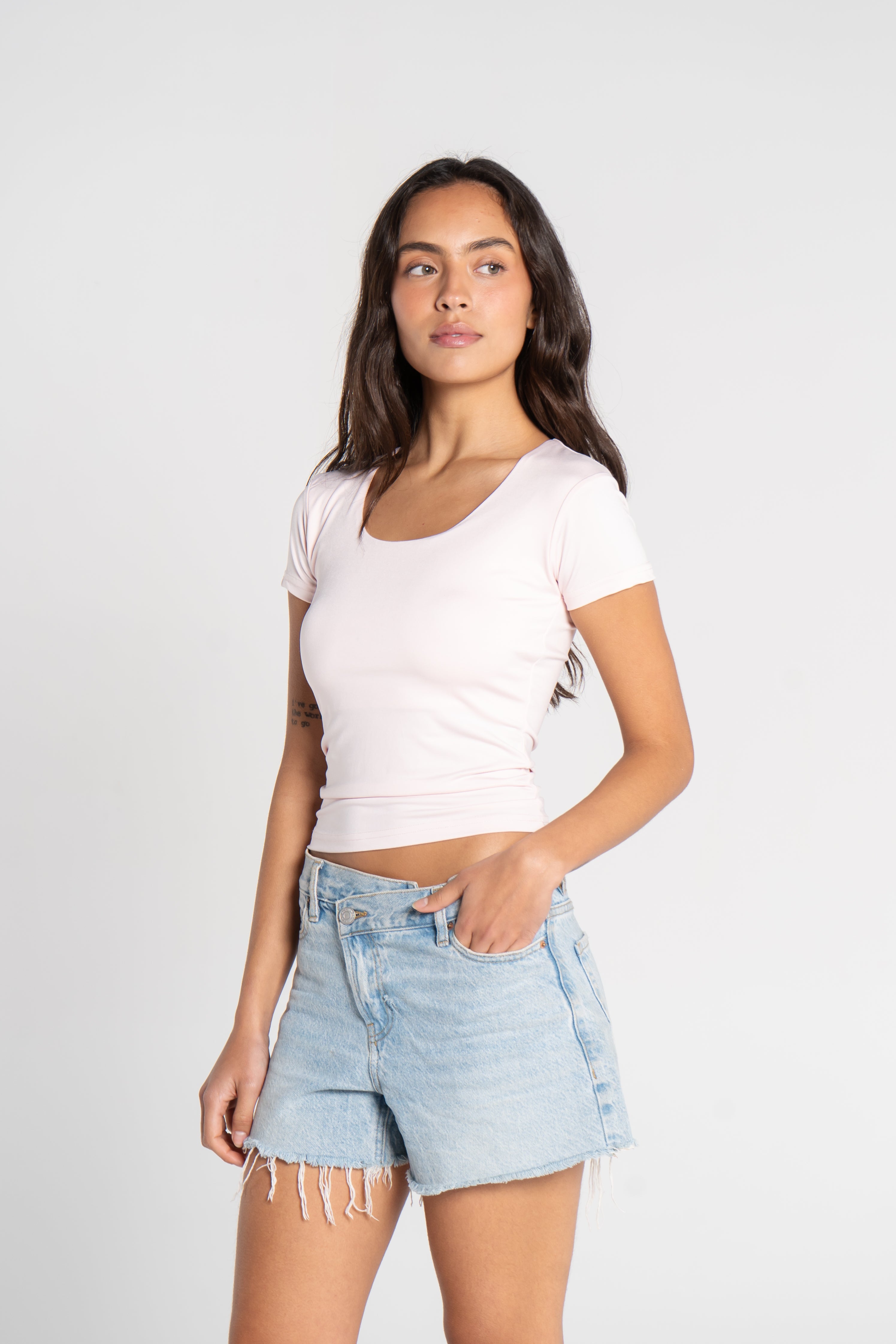 WIDE NECK SHORT SLEEVE            ( COLORS )