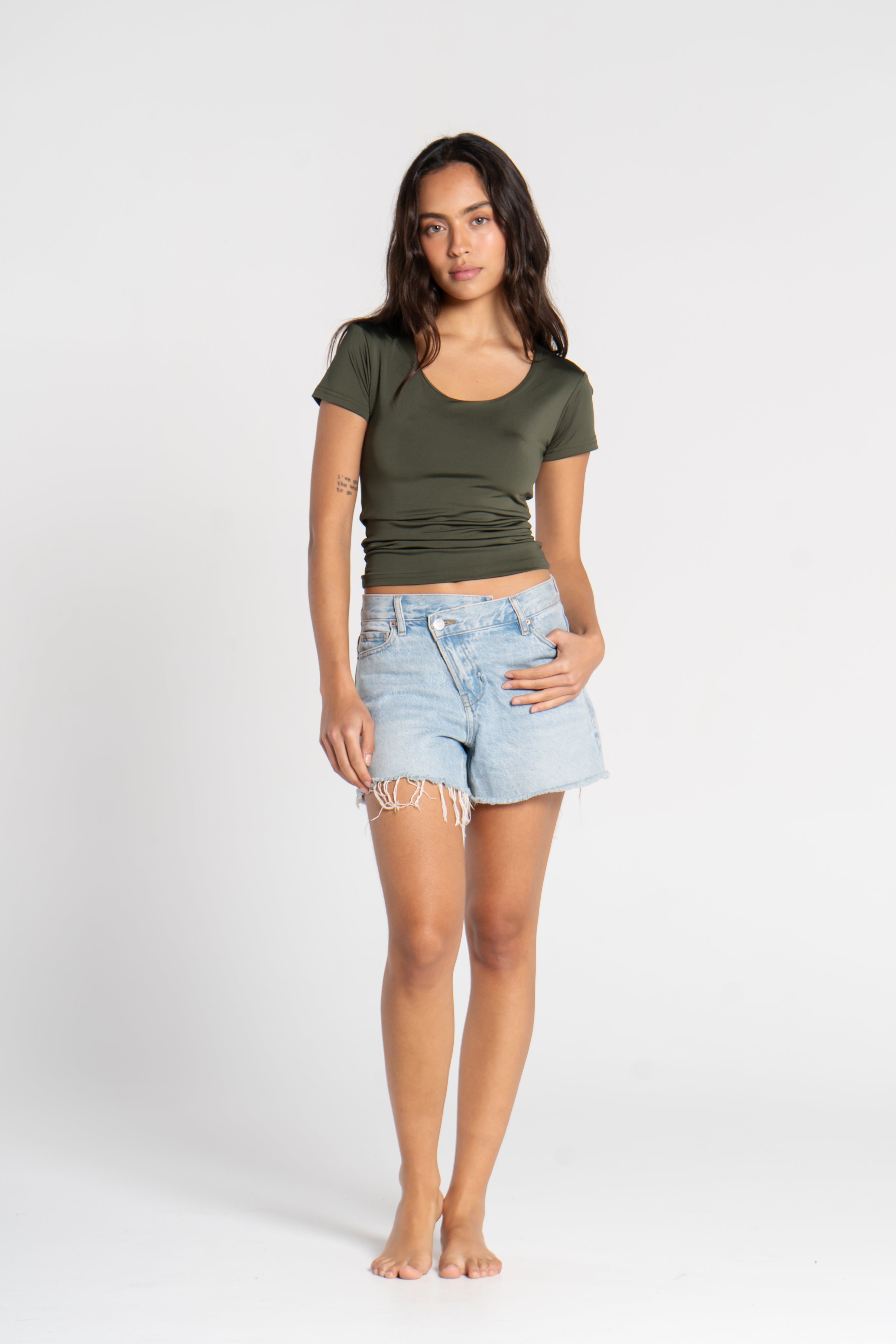 WIDE NECK SHORT SLEEVE            ( COLORS )