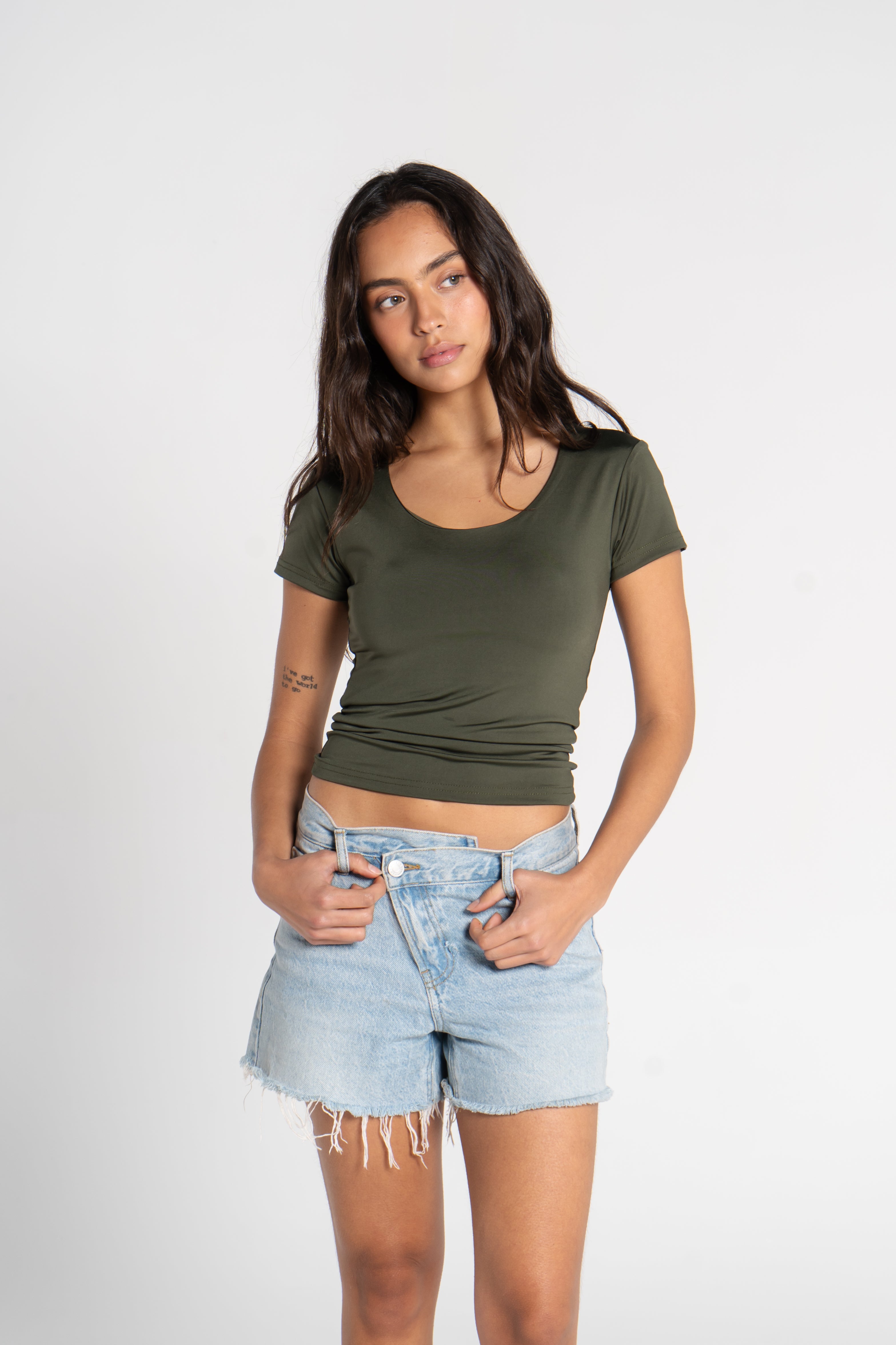 WIDE NECK SHORT SLEEVE            ( COLORS )