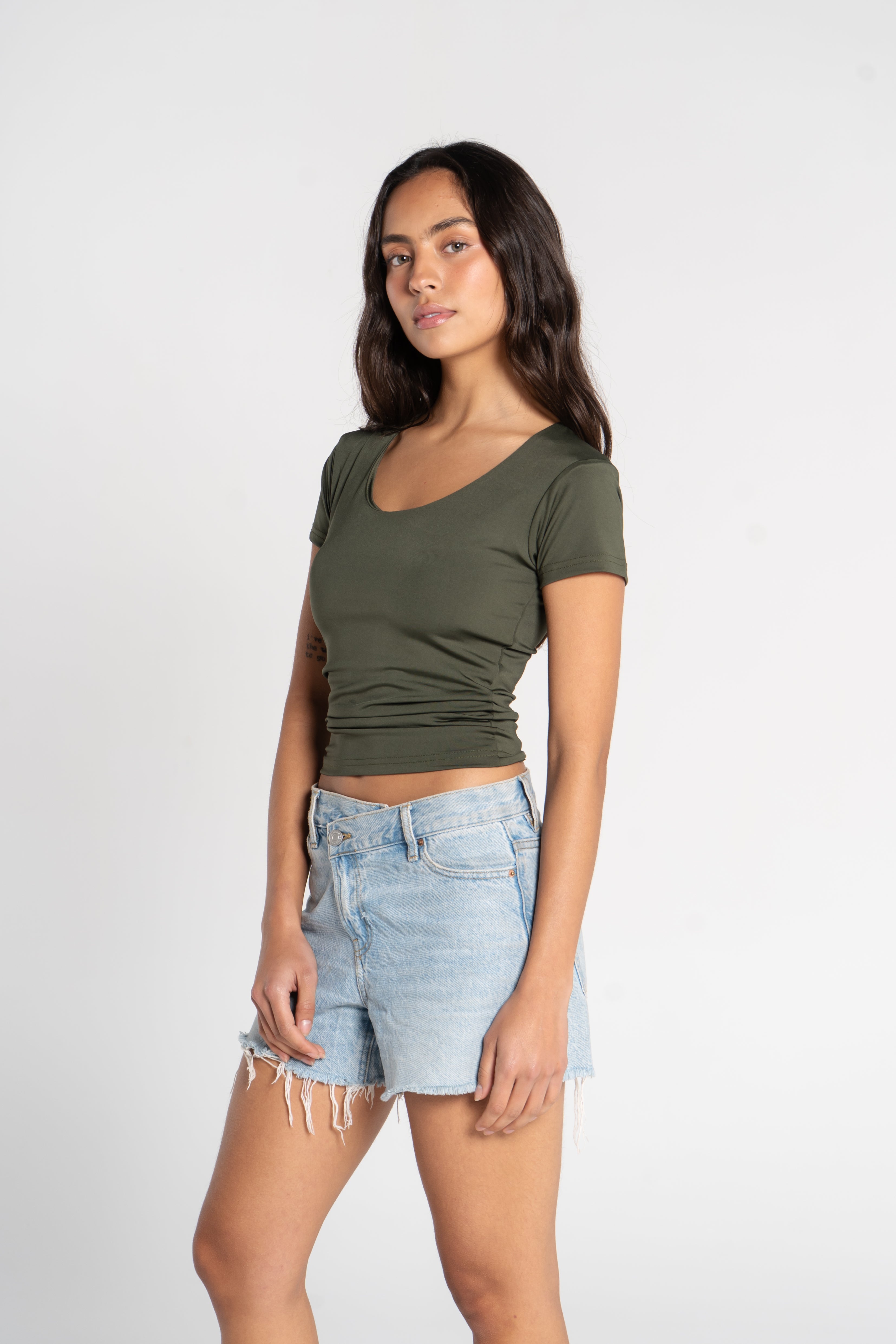 WIDE NECK SHORT SLEEVE            ( COLORS )