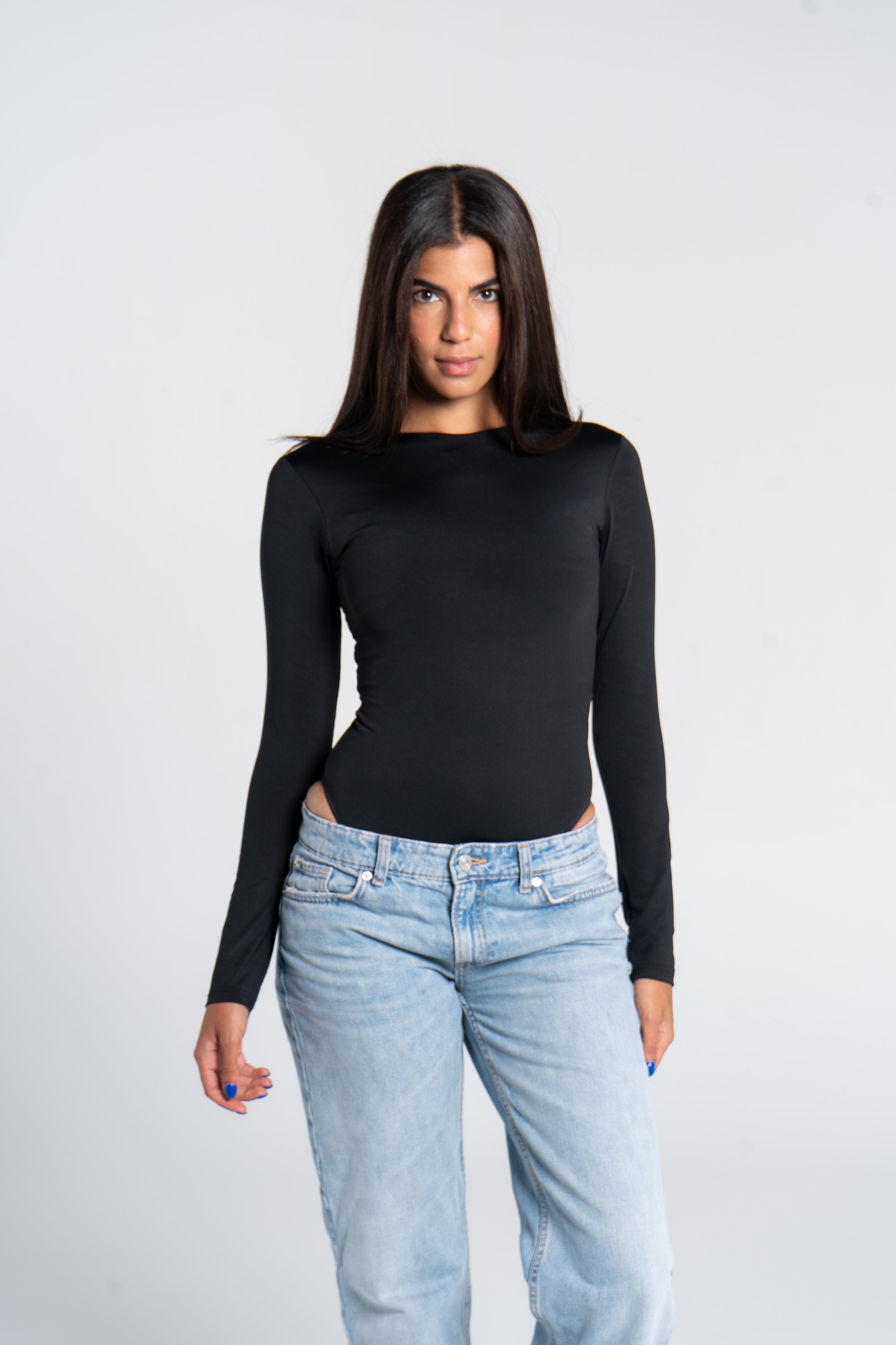 ROUND NECK LONG SLEEVE BODYSUIT