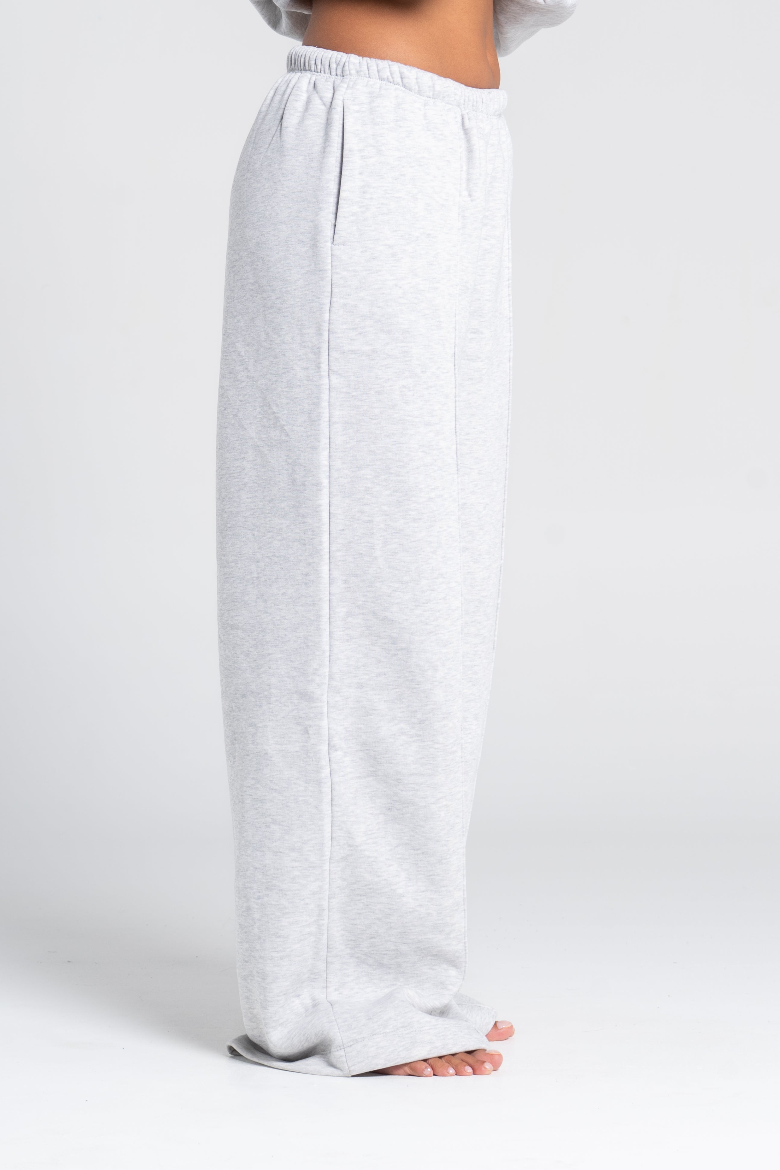 STRAIGHT LEG PANTS WITH LINES