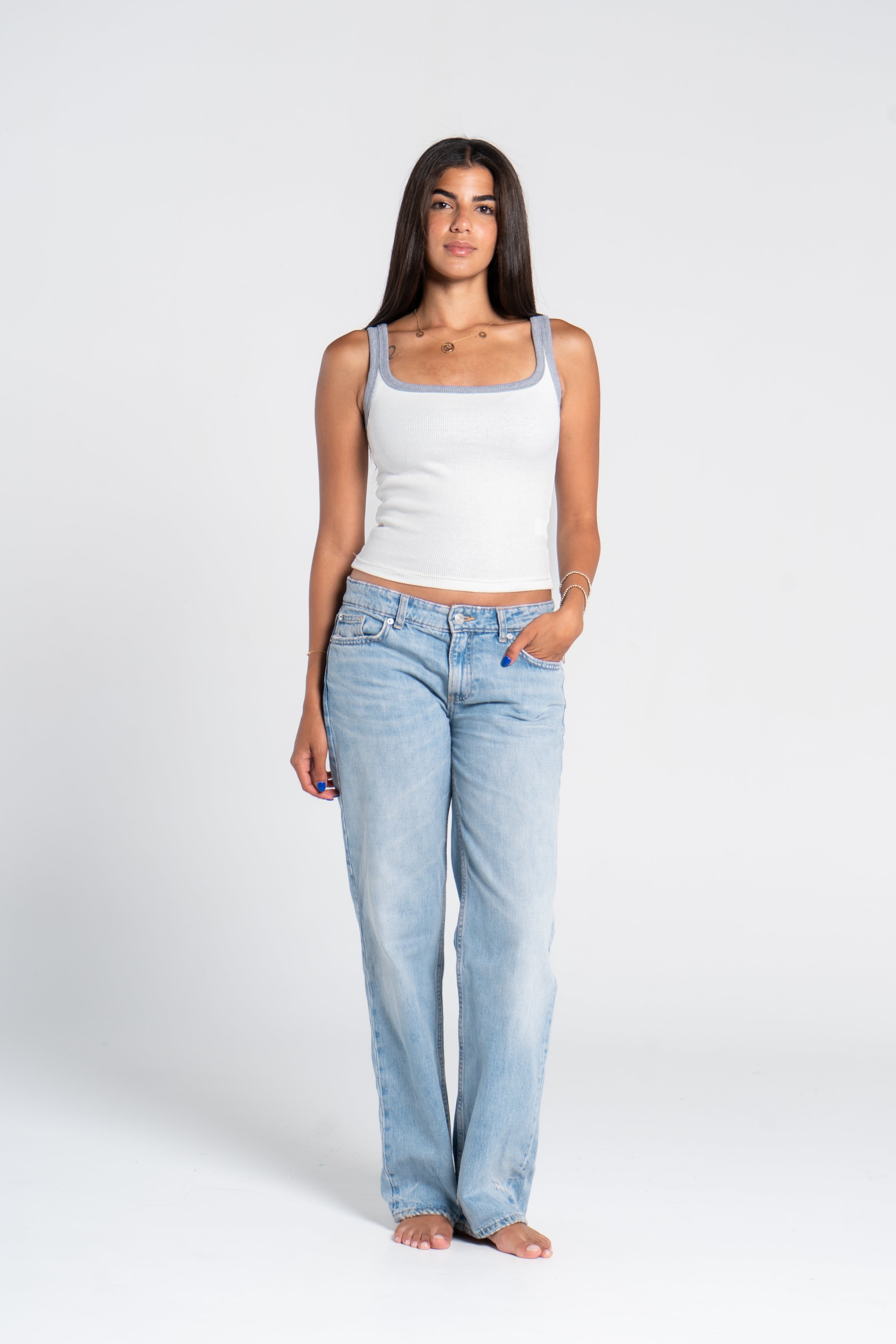 RIBBED SQUARE NECK TANK – COLORED STRAP