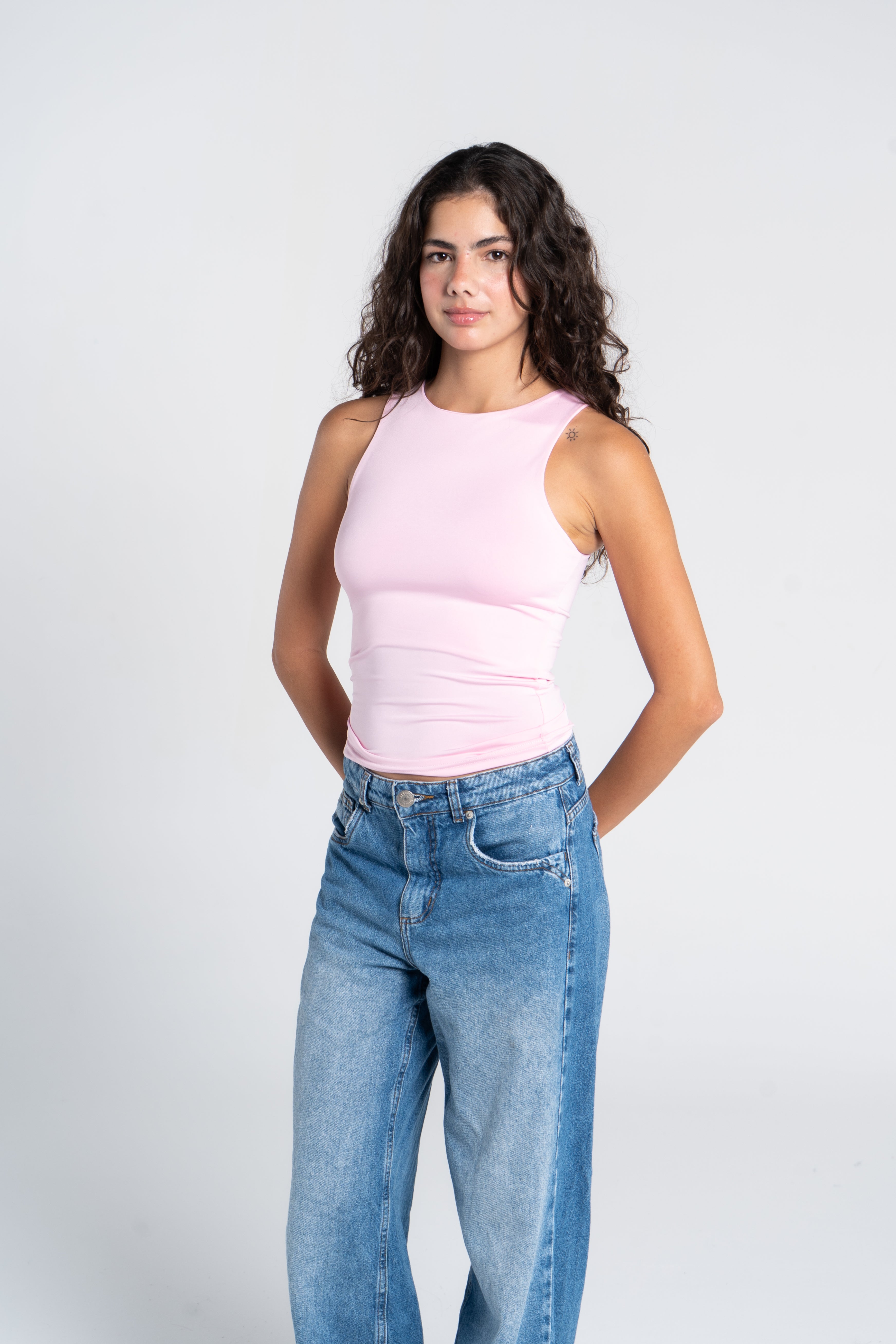 ROUND NECK TANK TOP