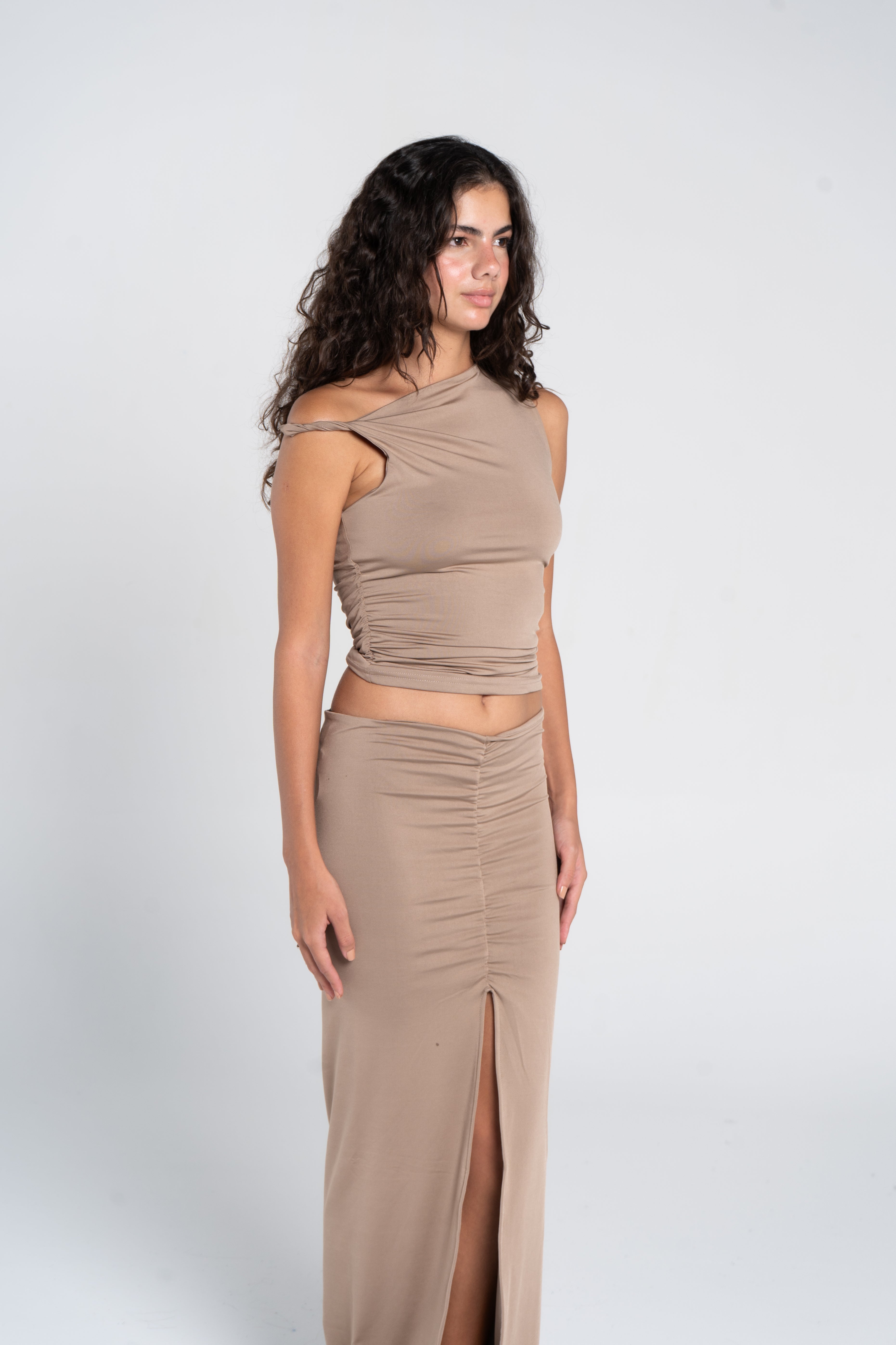 RUCHED TWISTED TOP