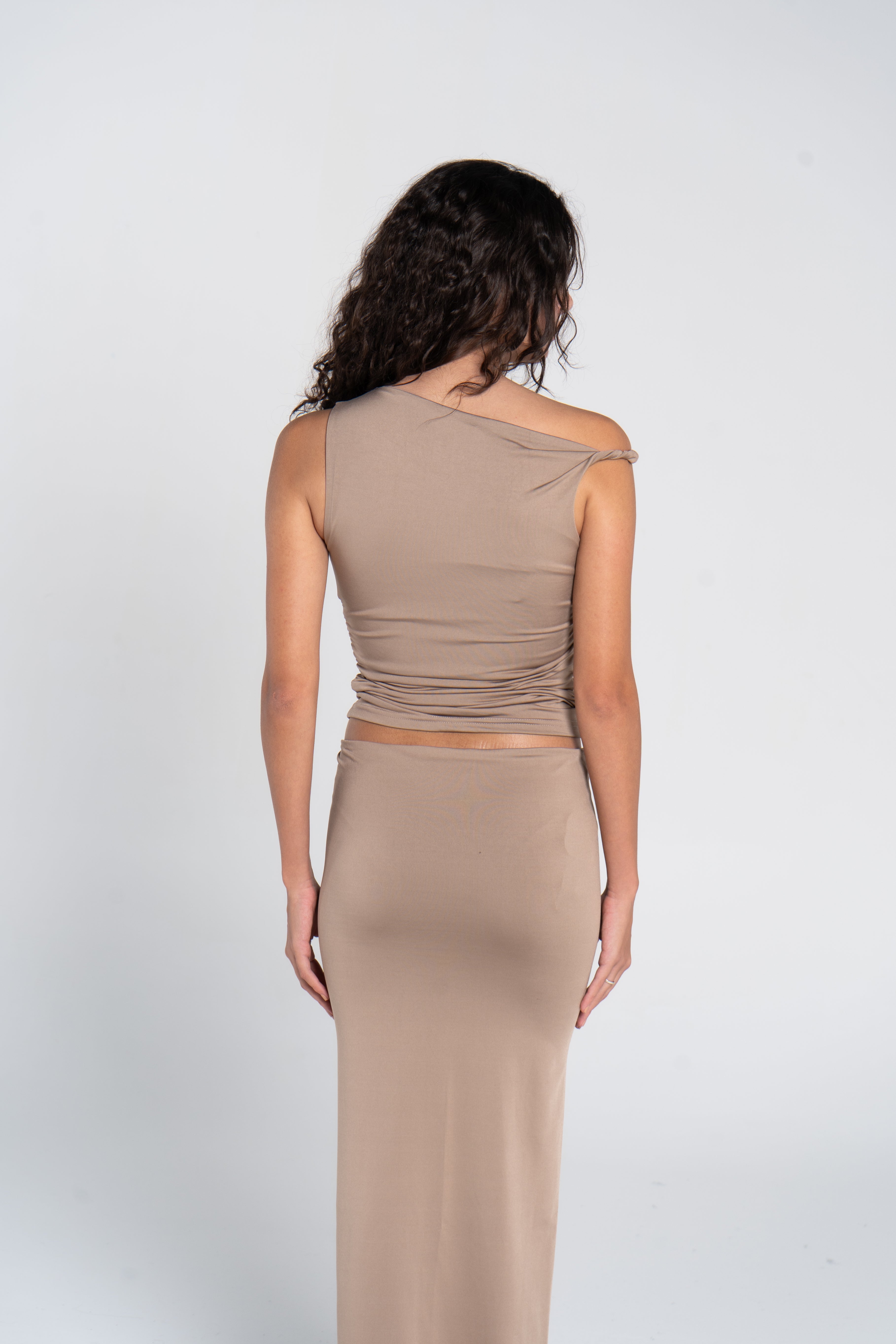 RUCHED TWISTED TOP