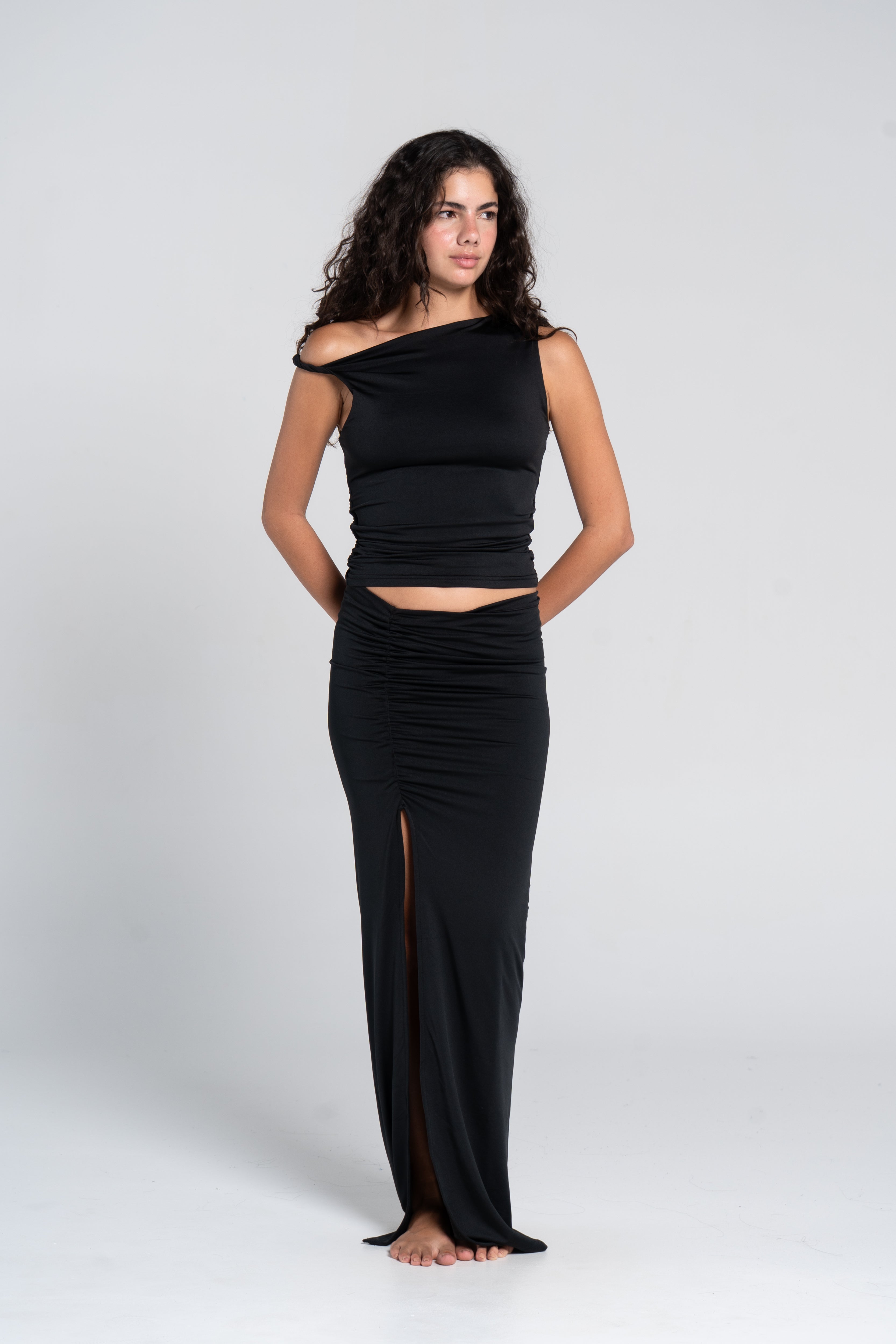 RUCHED TWISTED TOP