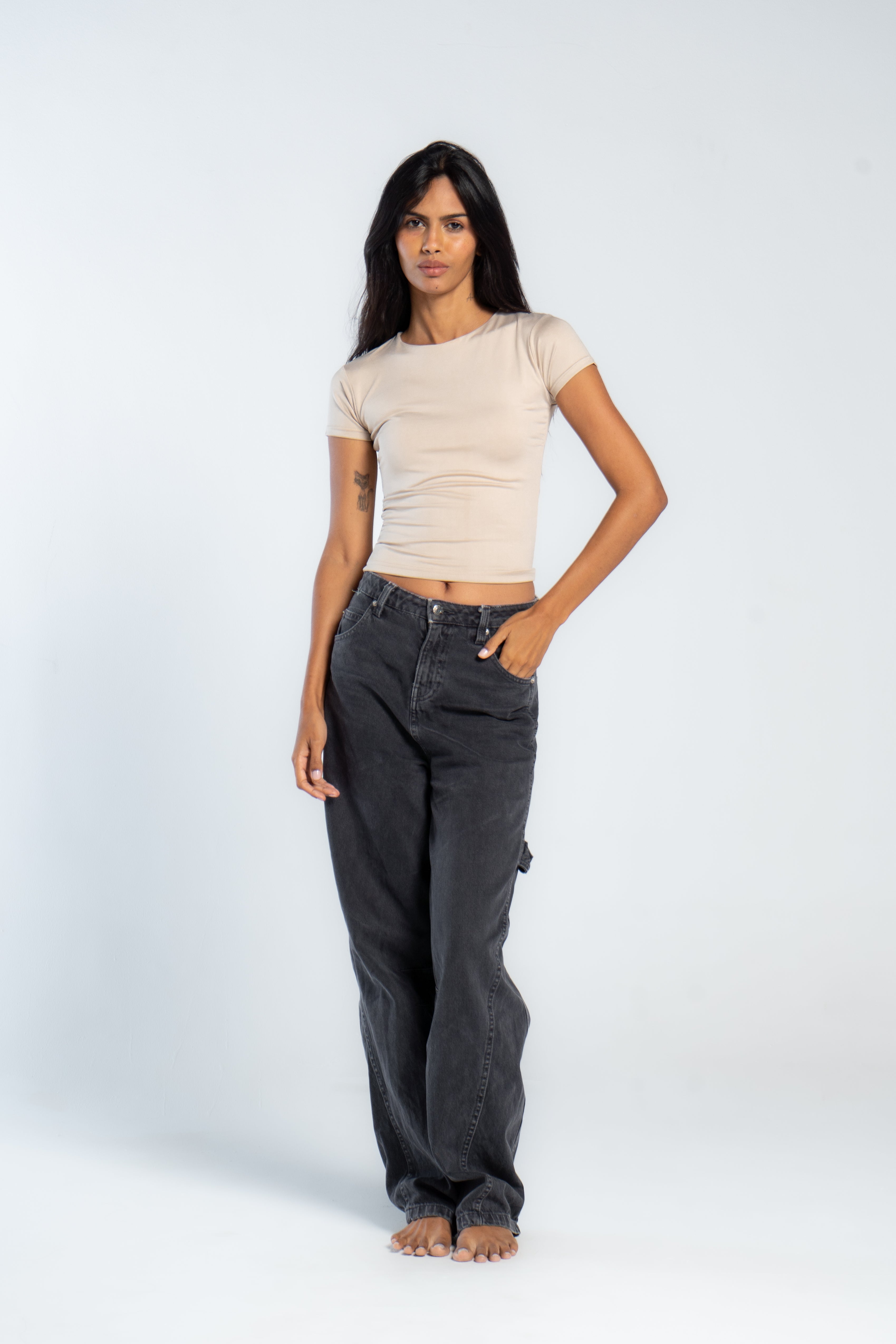 ROUND NECK SHORT SLEEVE        ( COLORS )