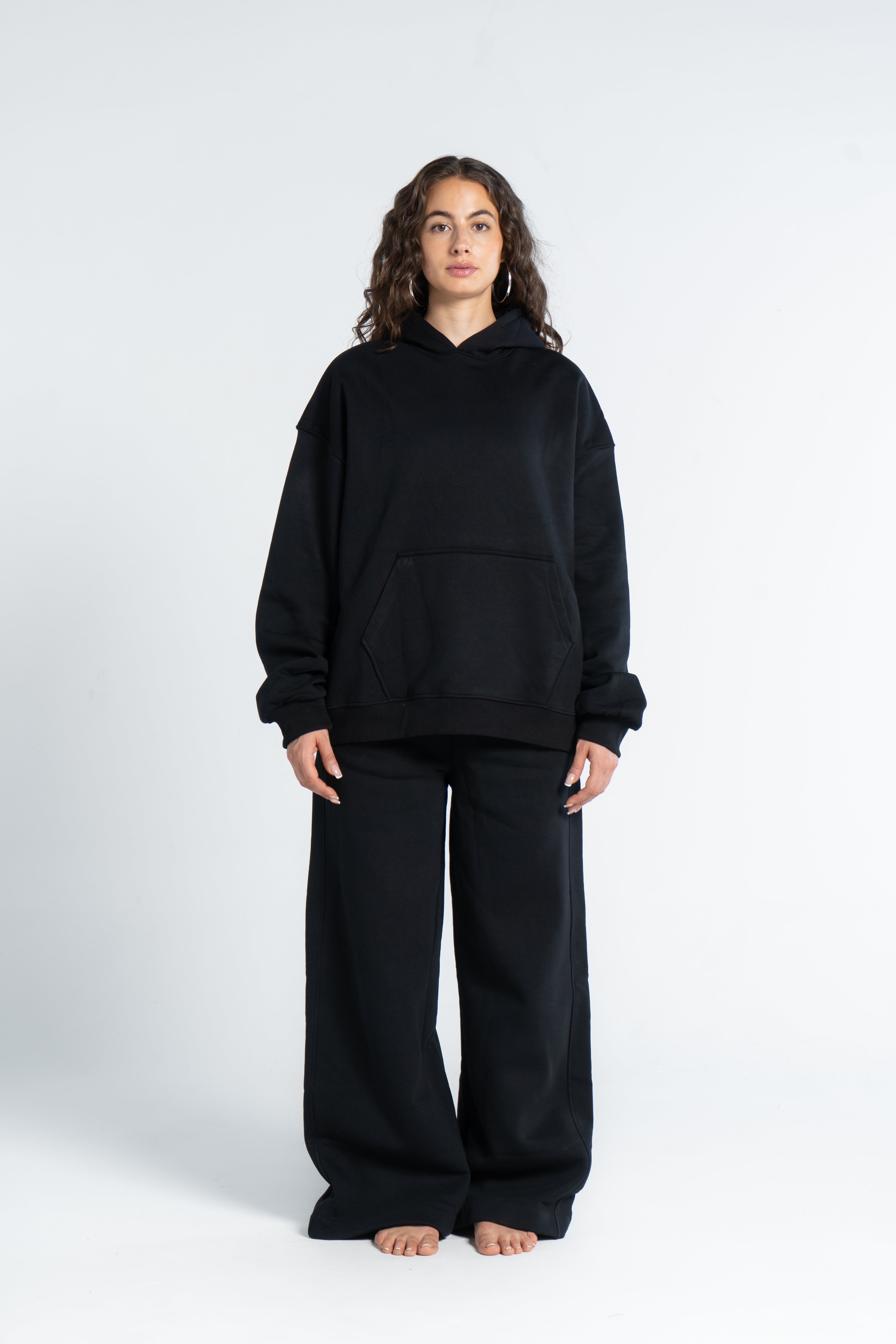 OVERSIZED HOODIE