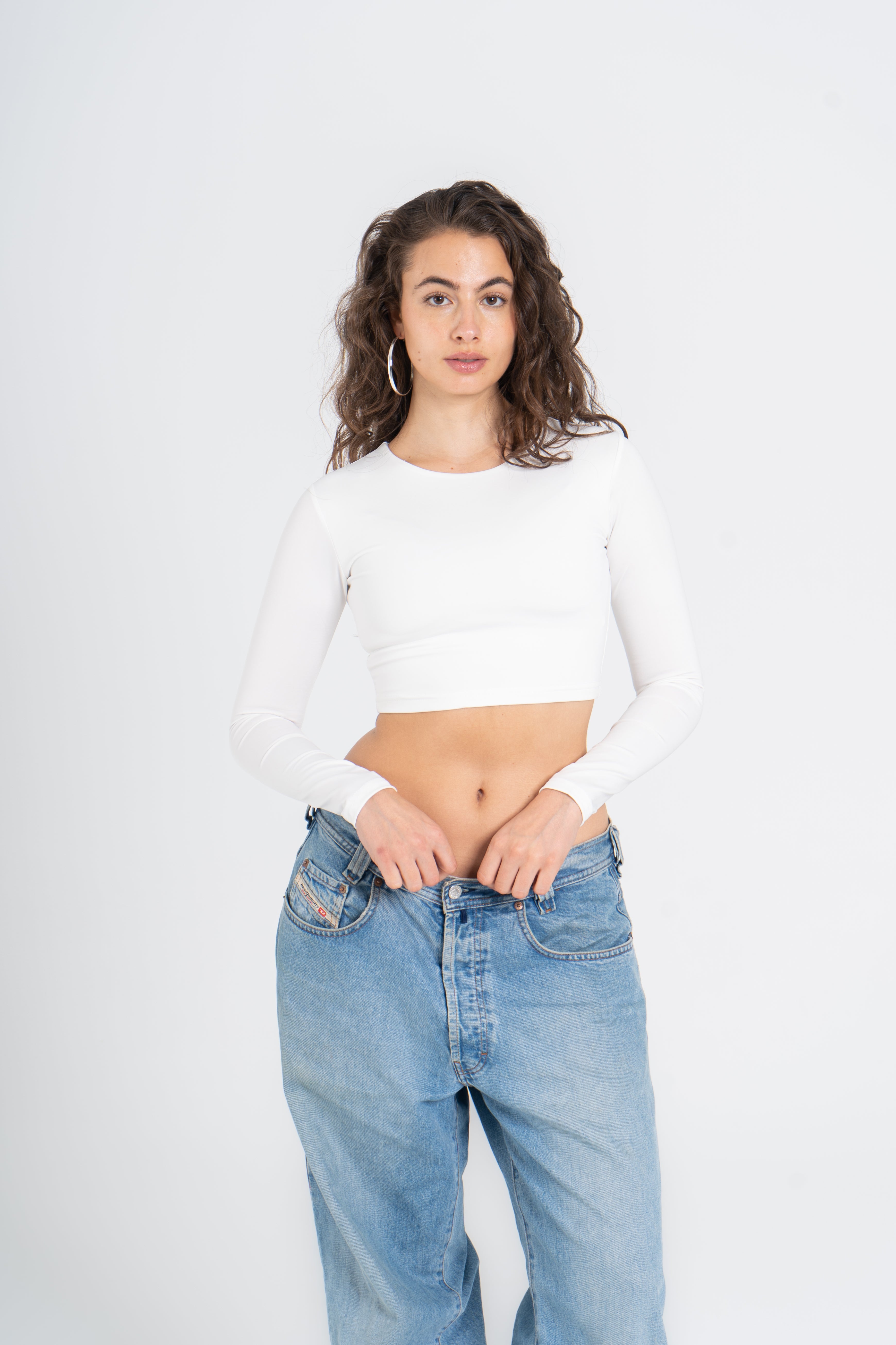 CROPPED ROUND NECK LONG SLEEVE
