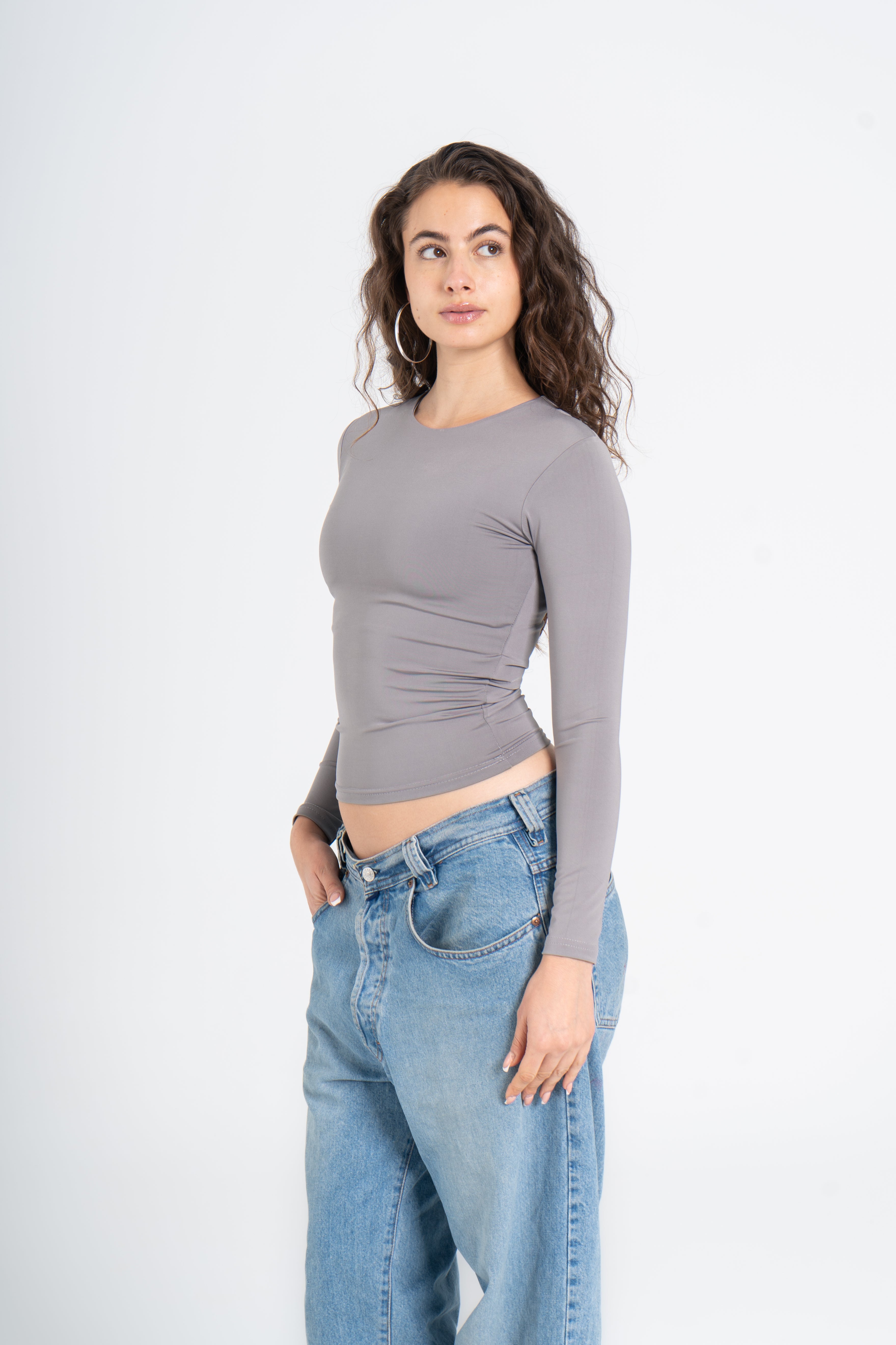 ROUND NECK LONG SLEEVE