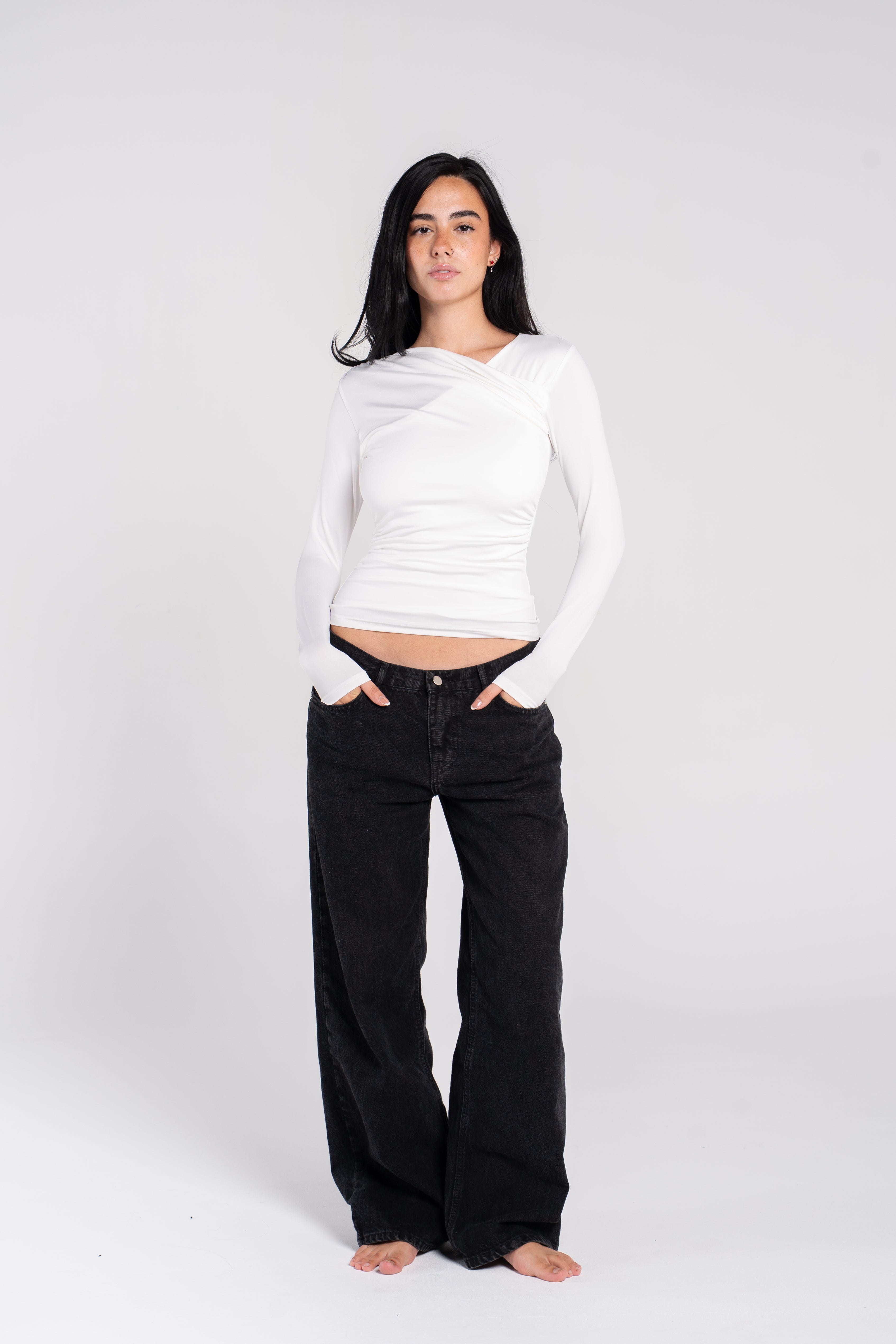 DRAPED LONG SLEEVE TOP