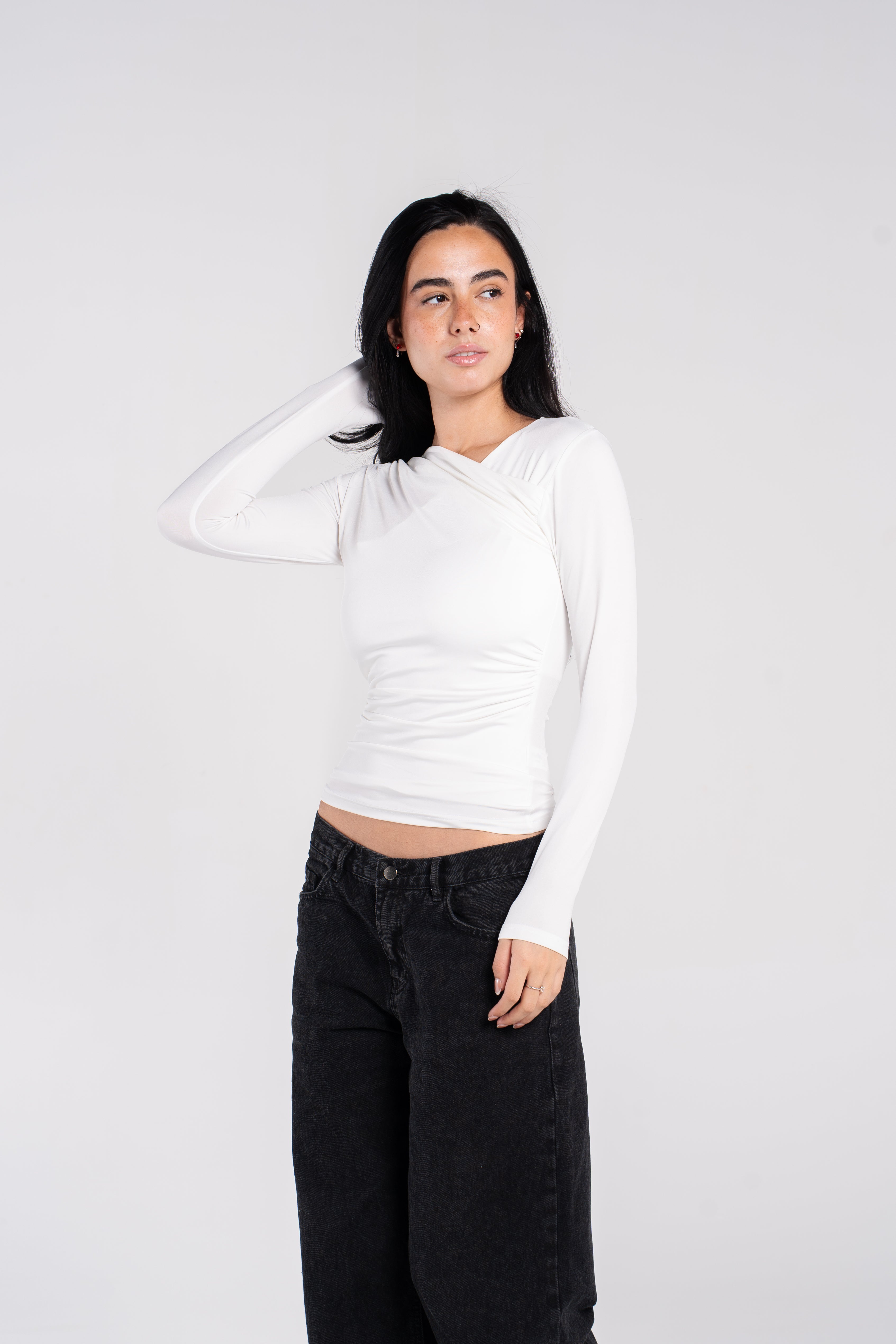 DRAPED LONG SLEEVE TOP