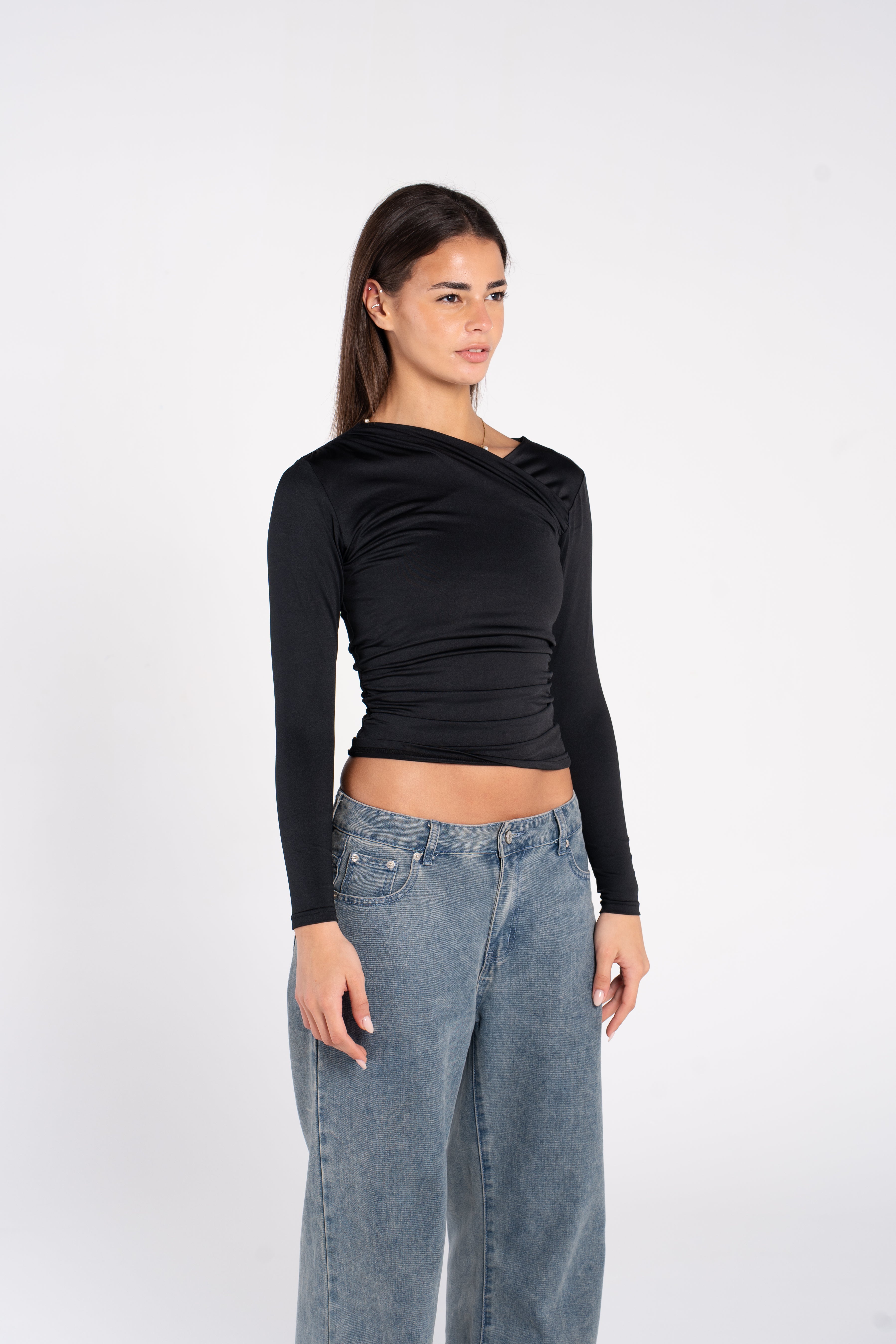 DRAPED LONG SLEEVE TOP