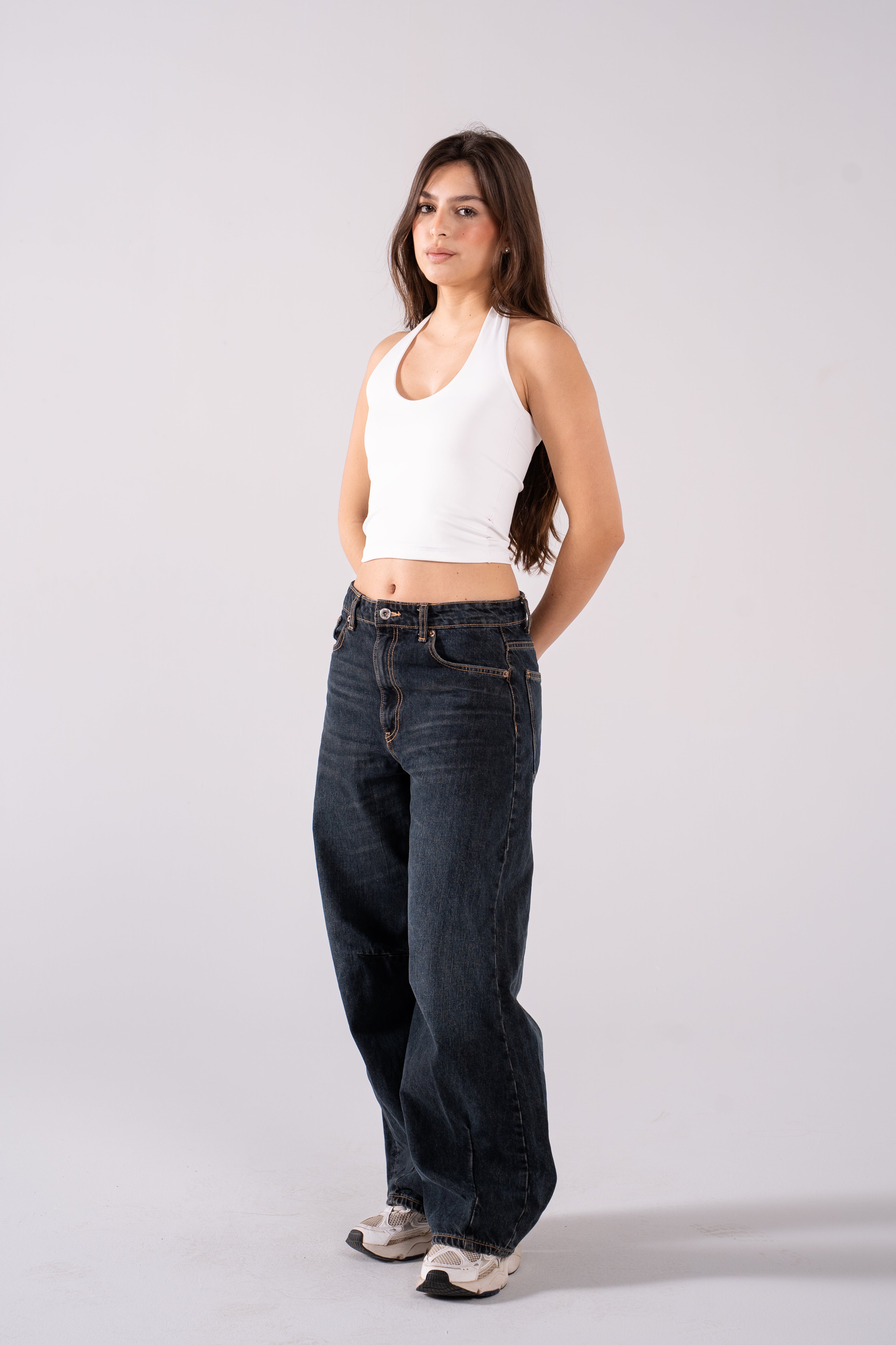 REFINED COTTON HALTER TOP