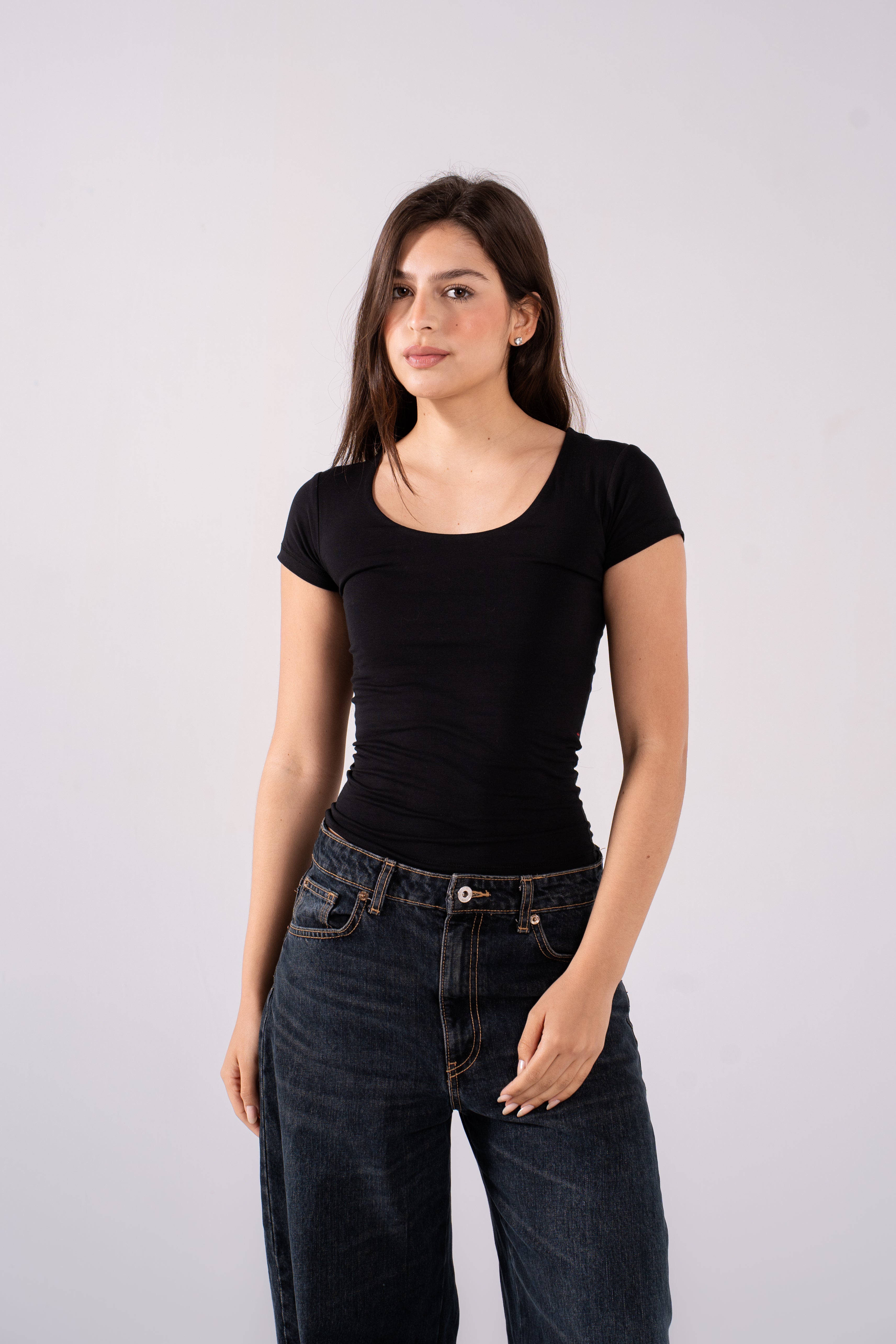 REFINED COTTON SHORT-SLEEVE WIDE NECK