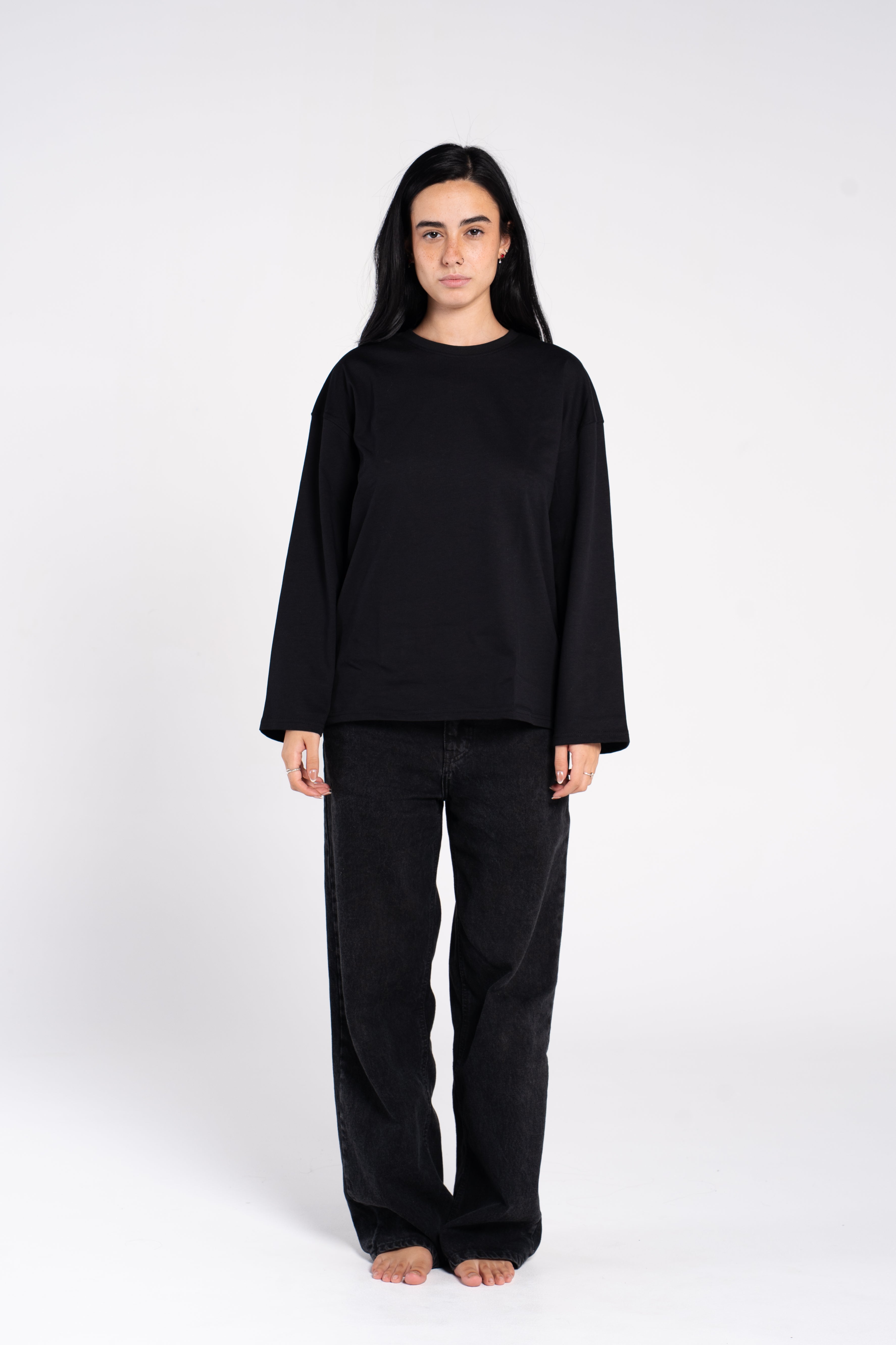OVERSIZED LONG SLEEVE TSHIRT