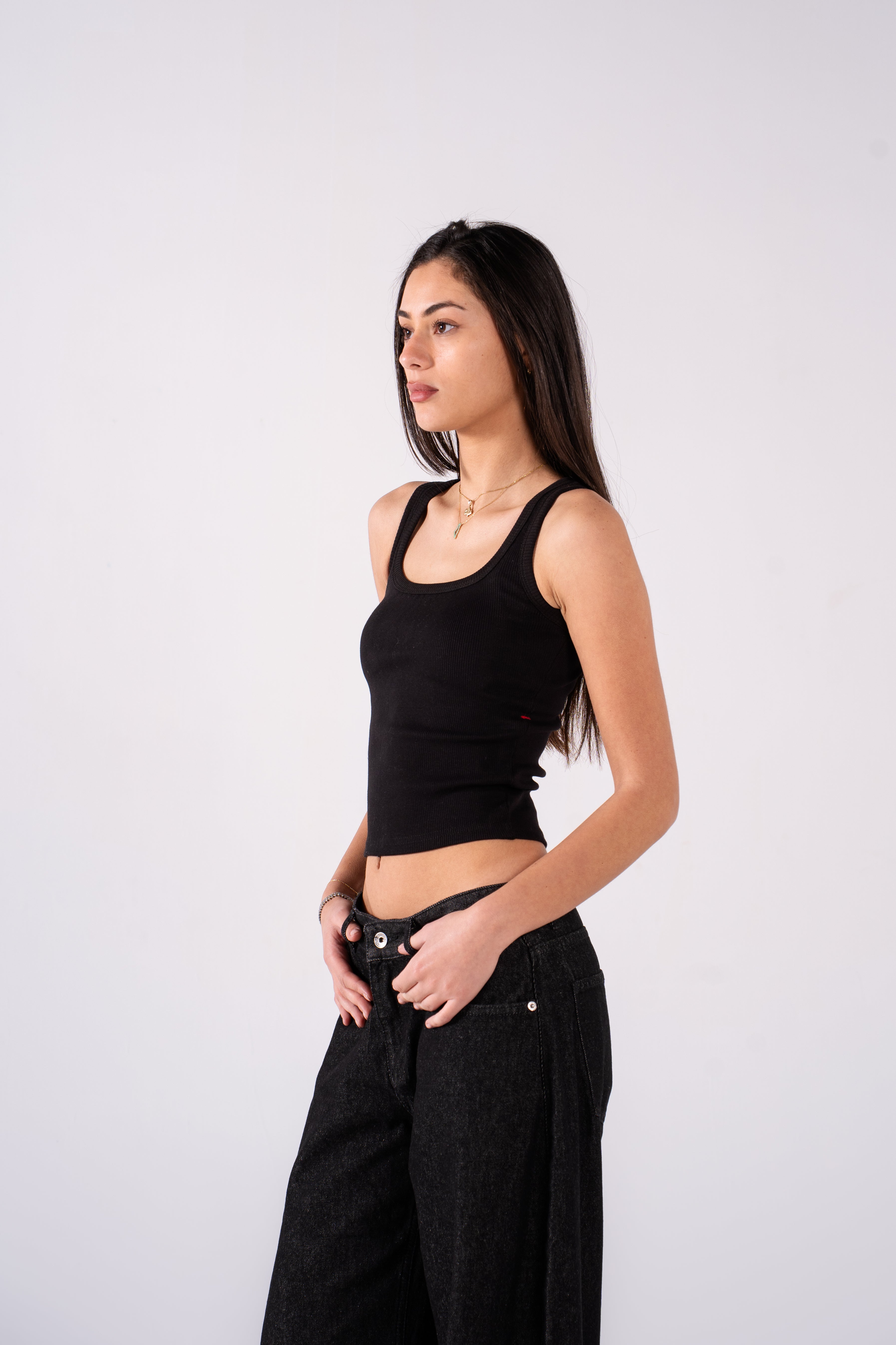 REFINED RIBBED TANK TOP SQUARE-NECK