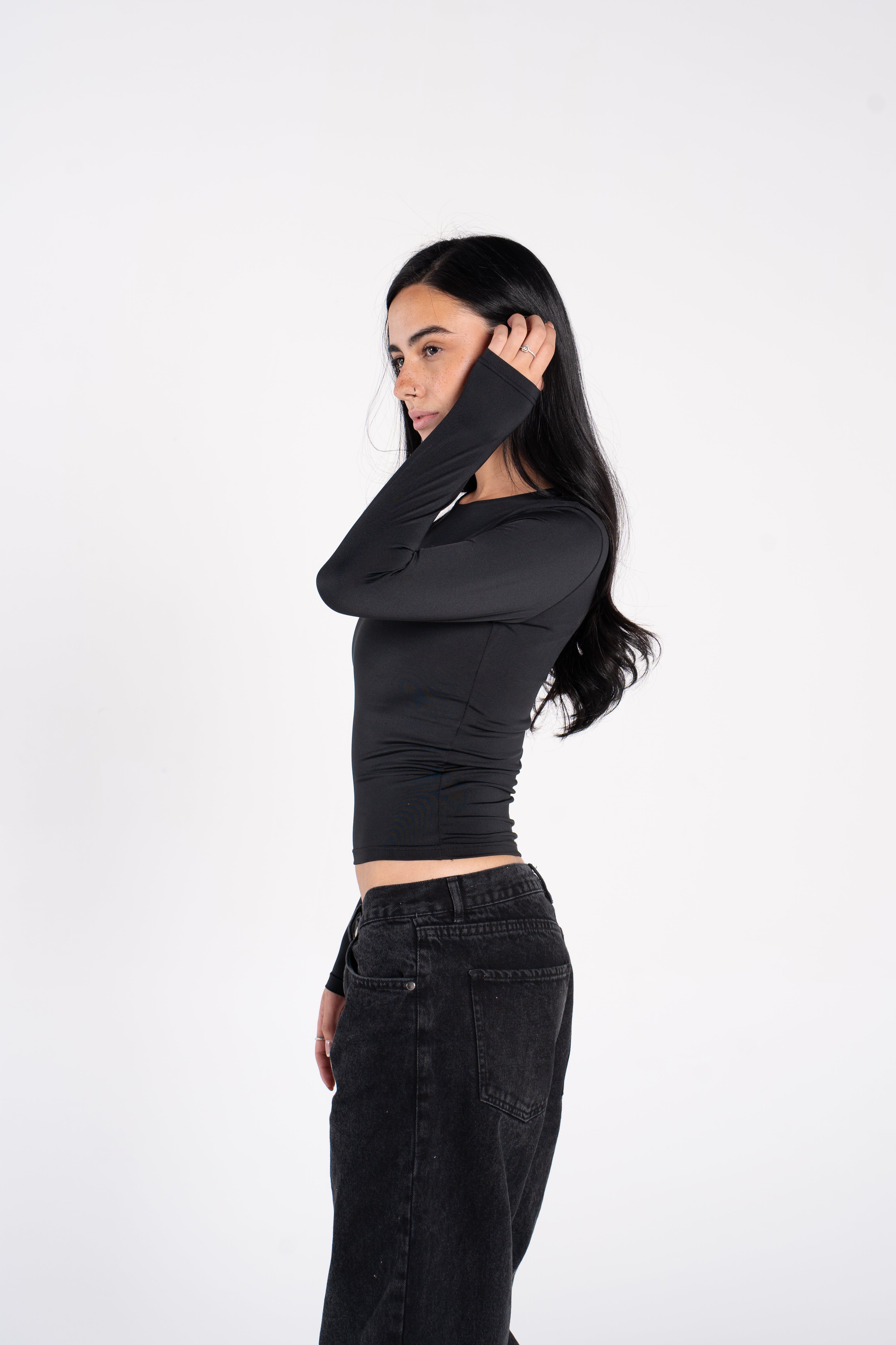 ROUND NECK LONG SLEEVE