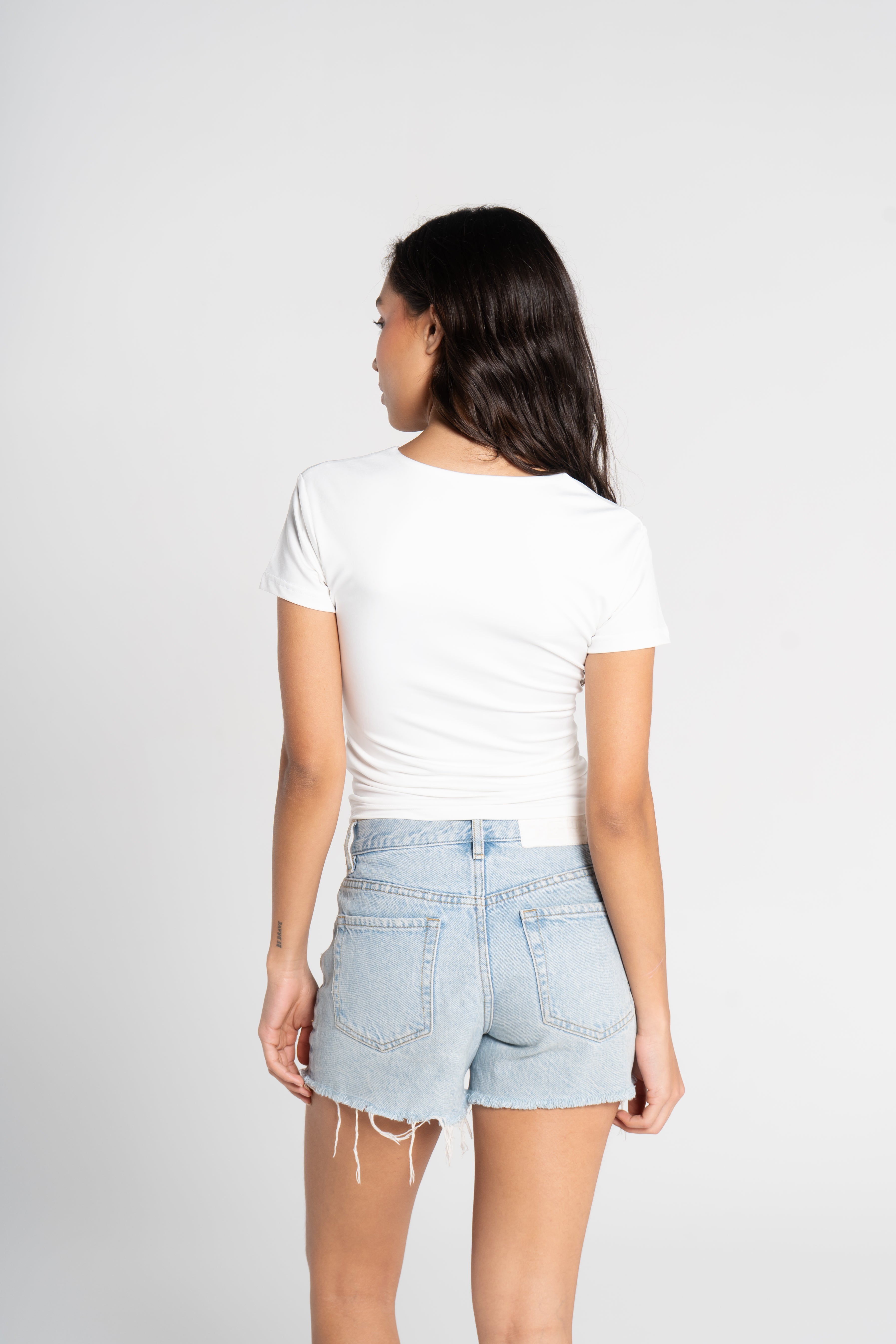 V NECK SHORT SLEEVE