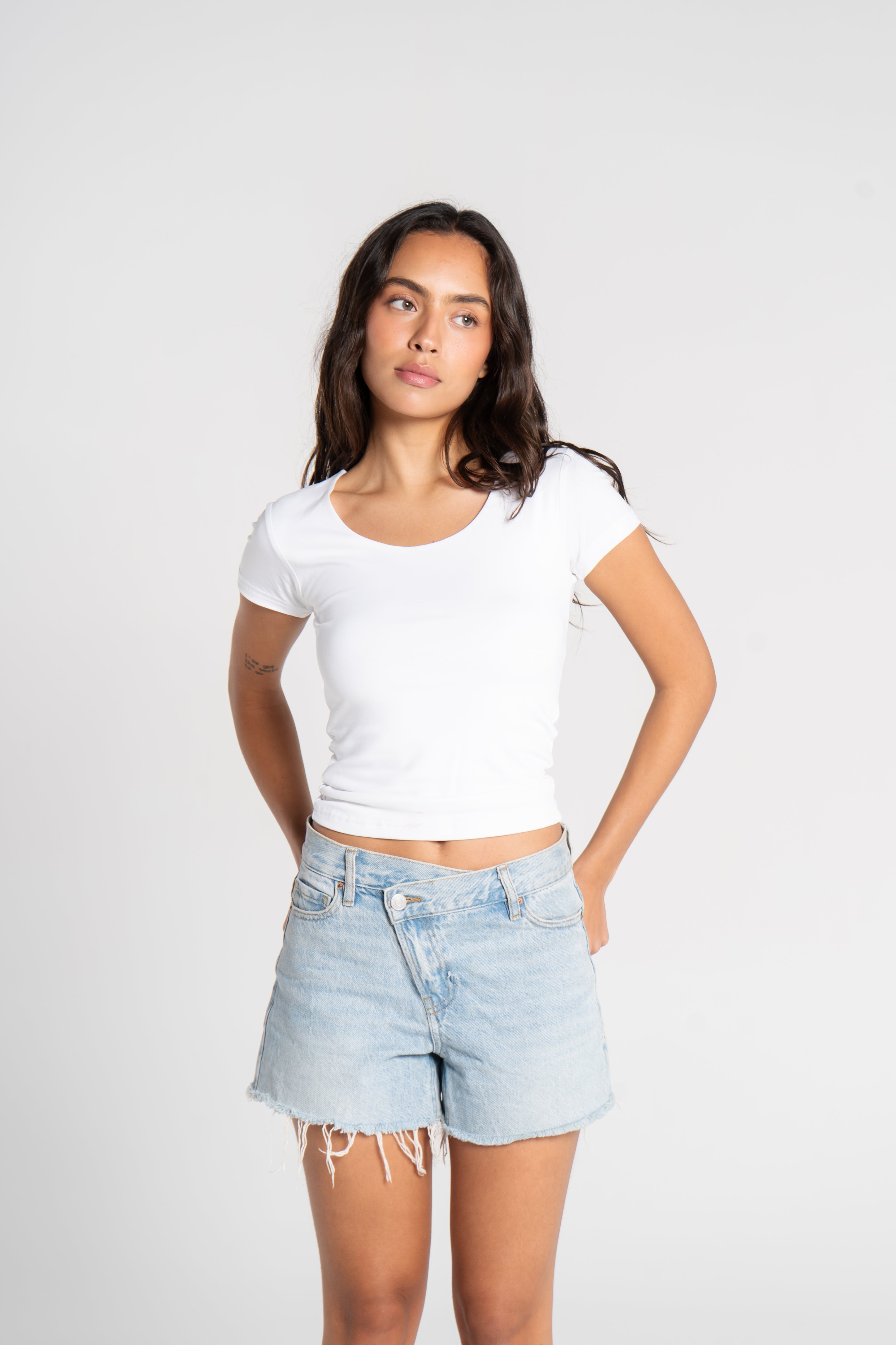 COTTON WIDE NECK SHORT SLEEVE