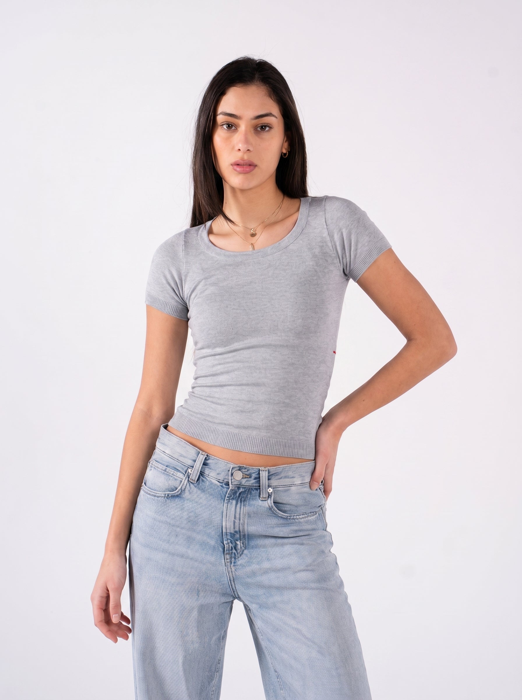 REFINED KNIT SHORT-SLEEVE WIDE NECK