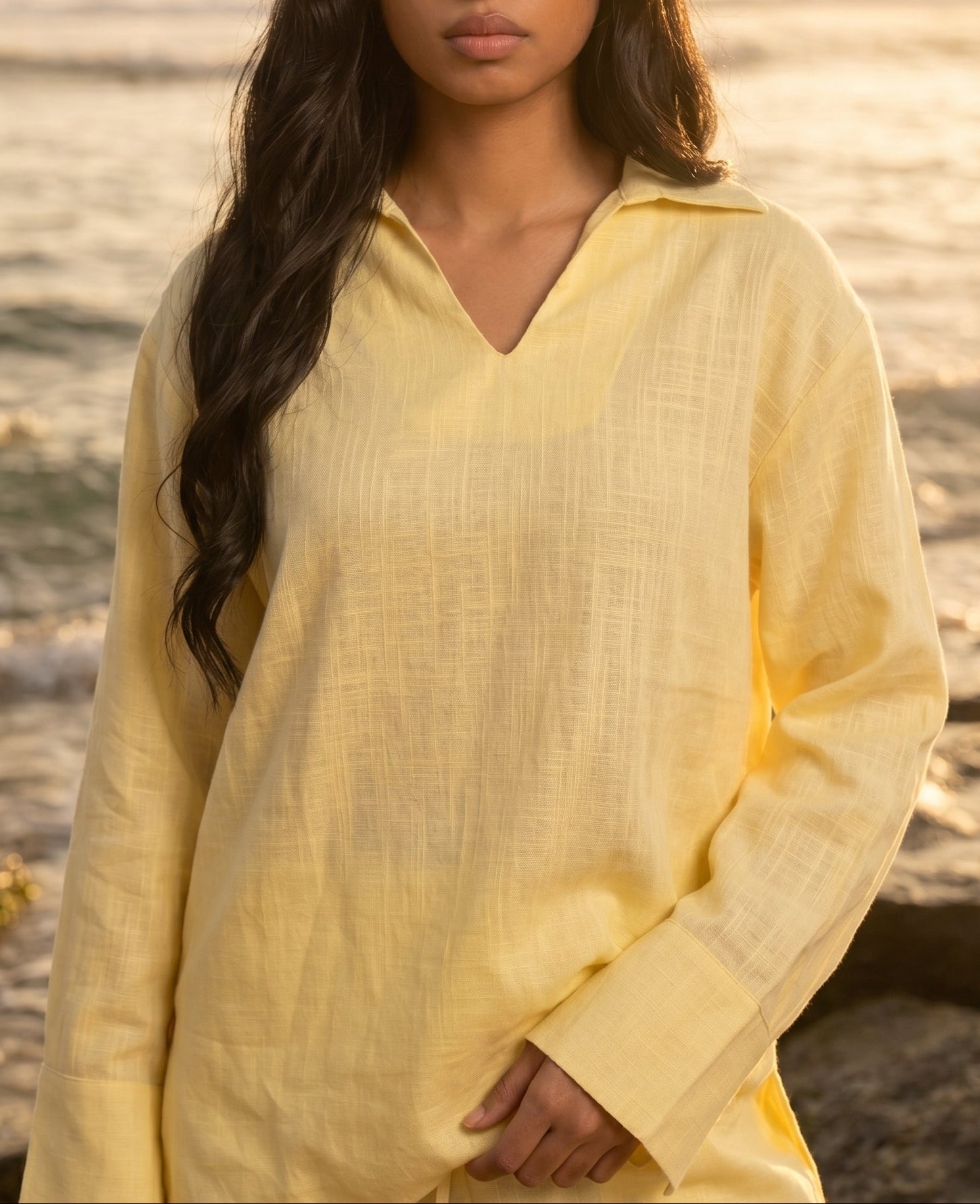 REFINED LINEN POLO BLOUSE