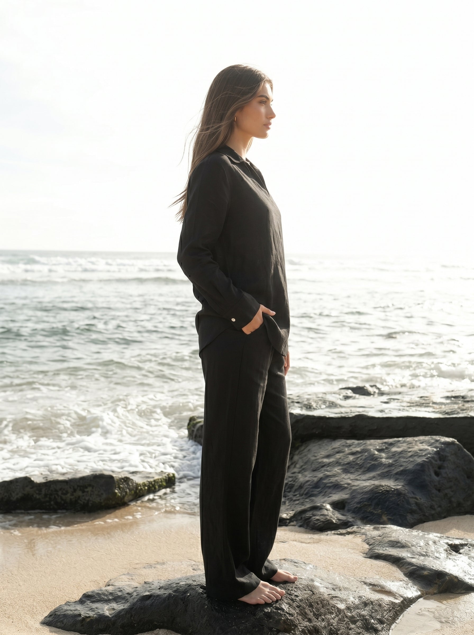 REFINED LINEN POLO BLOUSE