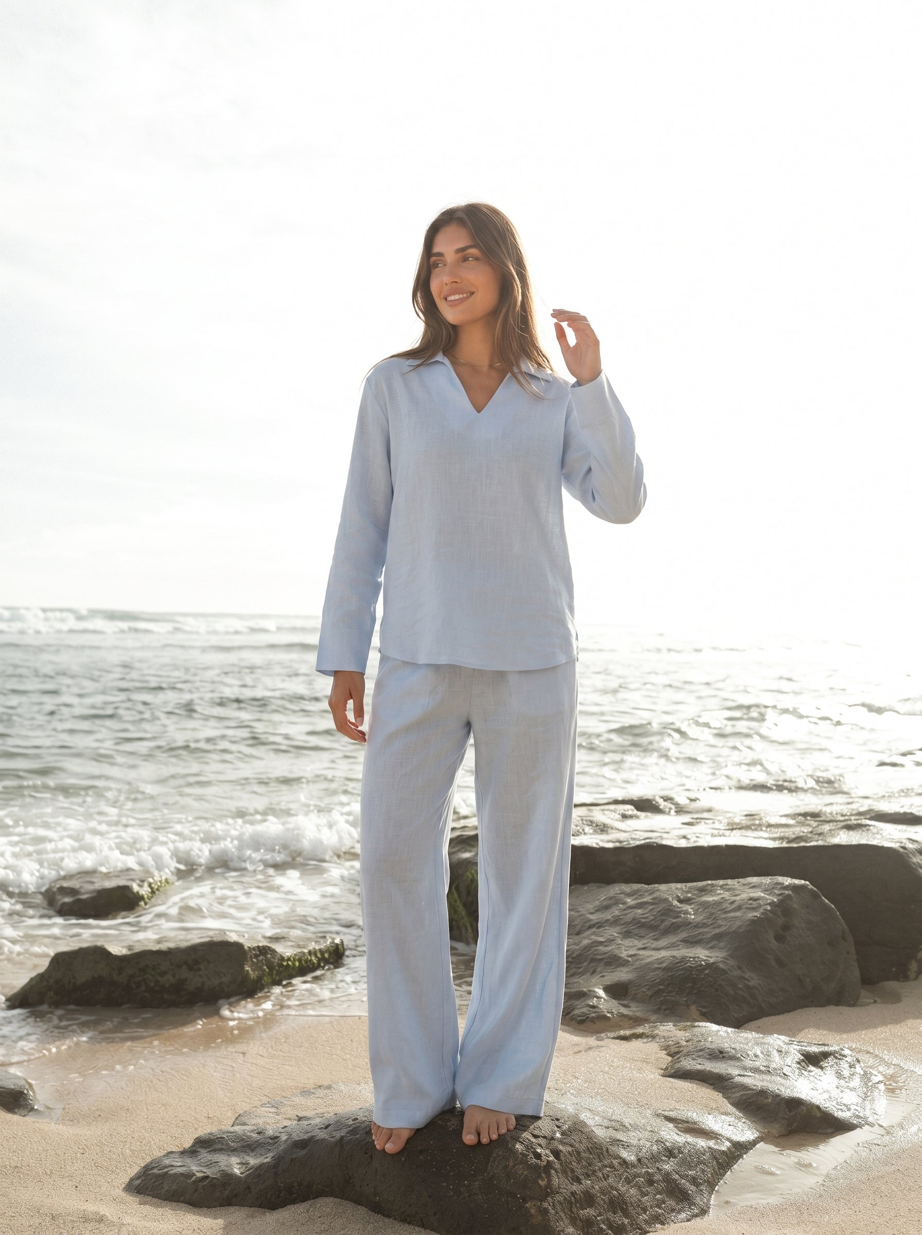 REFINED LINEN POLO BLOUSE