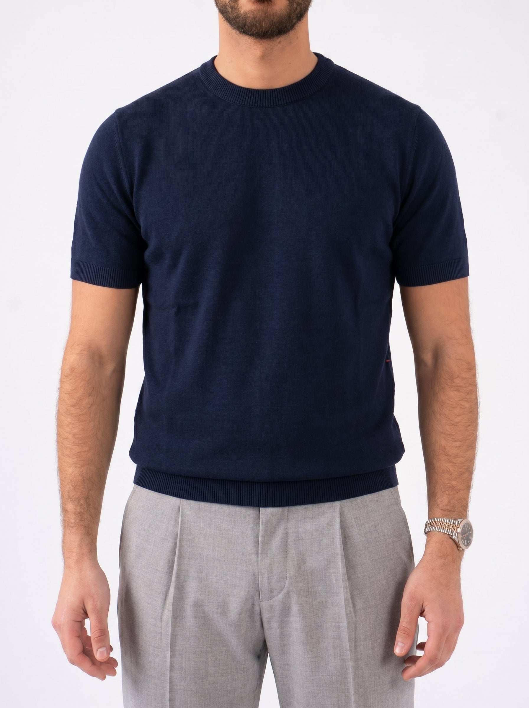 REFINED ROUND NECK KNIT T-SHIRT