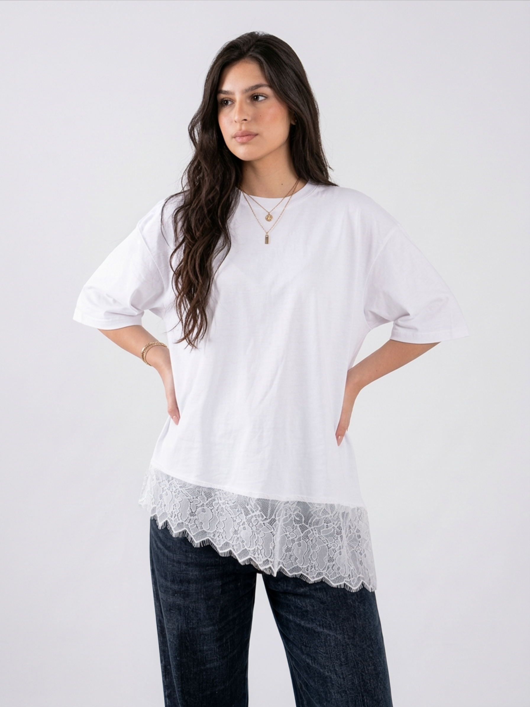 REFINED LACE OVERSIZED T-SHIRT